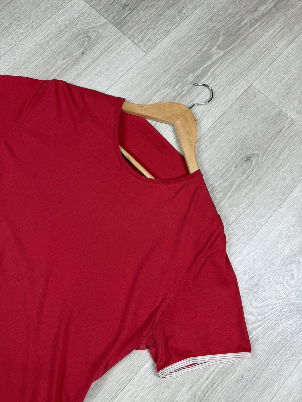 Prada Vintage Prada t-shirt Red Tab Size XL Size XL / US 12-14 / IT 48-50 - 2 Thumbnail
