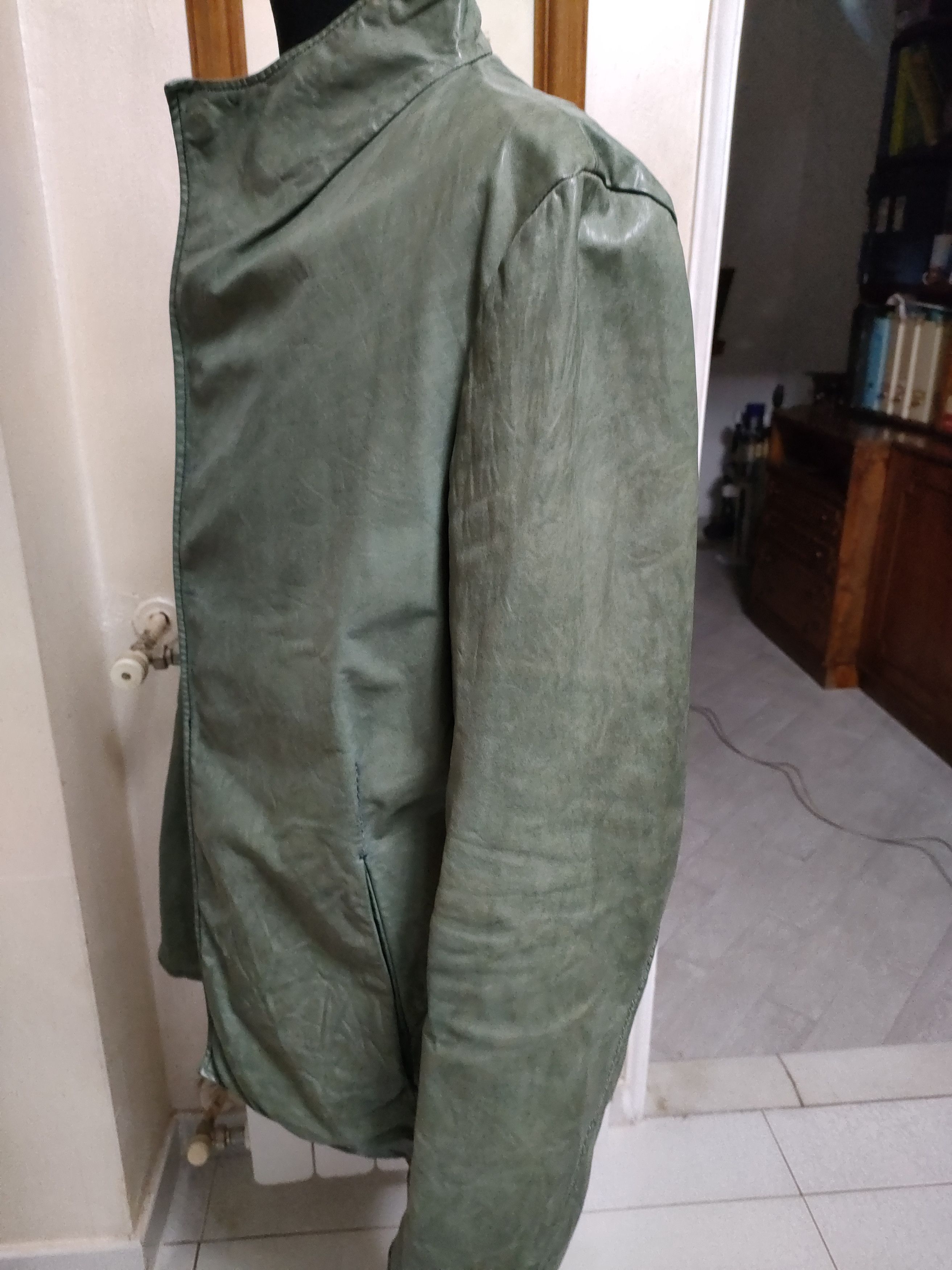 image of Incarnation XL Green Guidi Leather in Apple Green, Men's (Size Large)