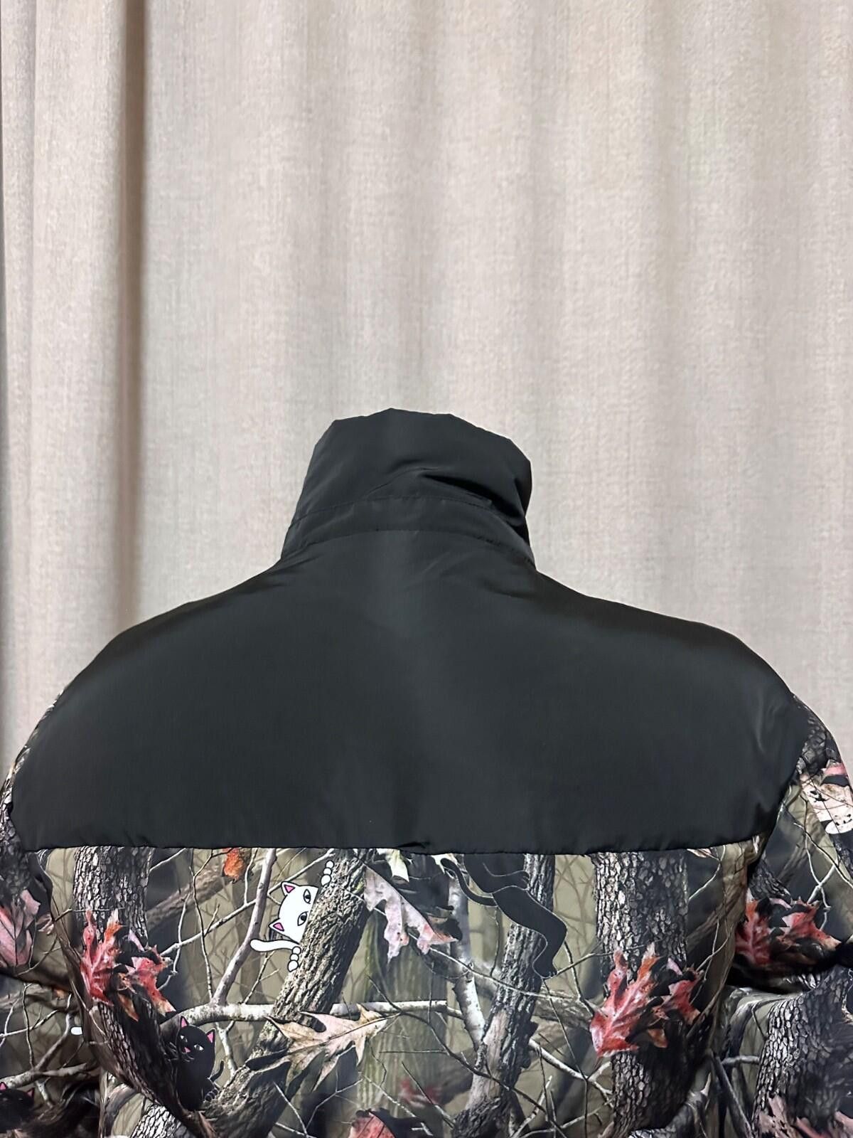 RIPNDIP RIP N DIP NERM AND JERM TREE CAMO PUFFER MULTI Sz S Size US S / EU 44-46 / 1 - 7 Thumbnail