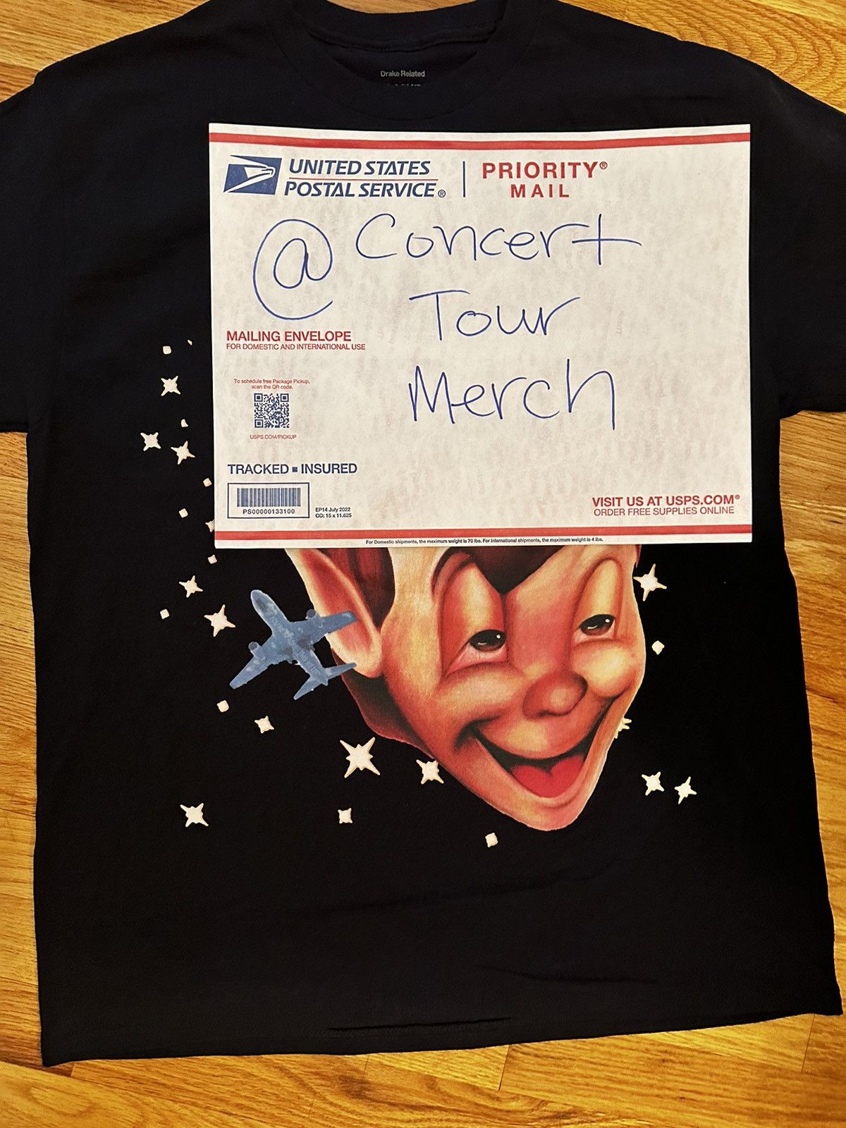 Band Tees × Drake Drake Peter Pan It’s All A Blur Tour IAAB Tee size Medium Size US M / EU 48-50 / 2 - 5 Thumbnail