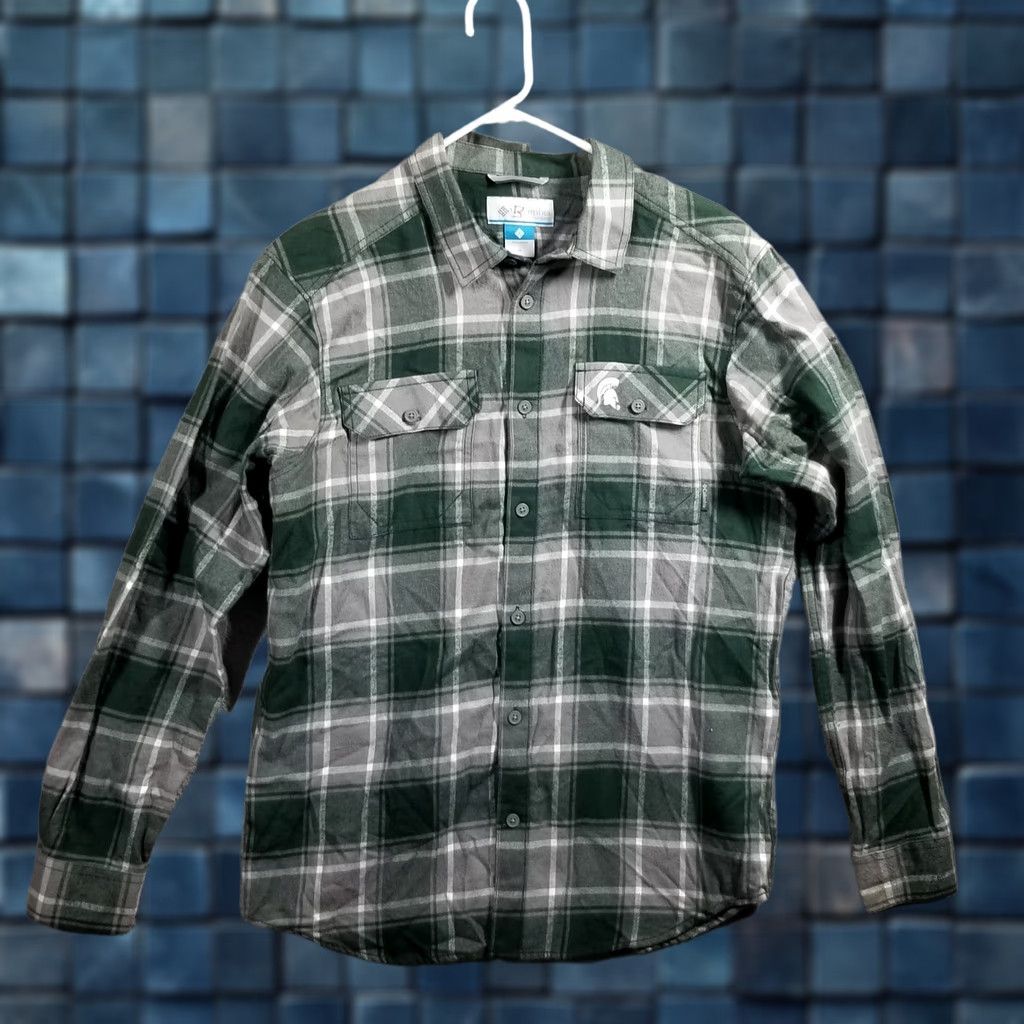 Vintage Columbia Men's Flannel Shirt Green Michigan State Spartans Omni-Wick Flare Gun Medium Regular Button-Up Plaid Active Outdoor Classic Modern Size US M / EU 48-50 / 2 - 1 Thumbnail