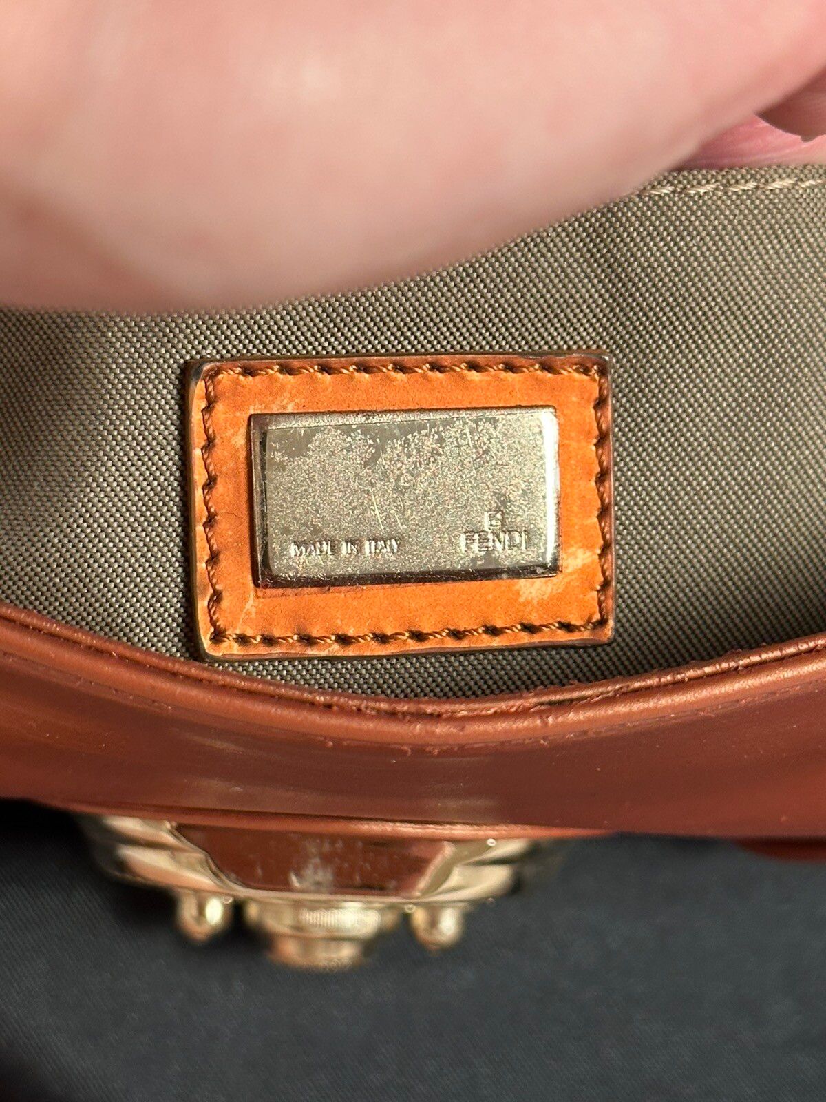 Fendi Authentic Vintage Y2K Fendi Baguette Bag Size ONE SIZE - 16 Thumbnail