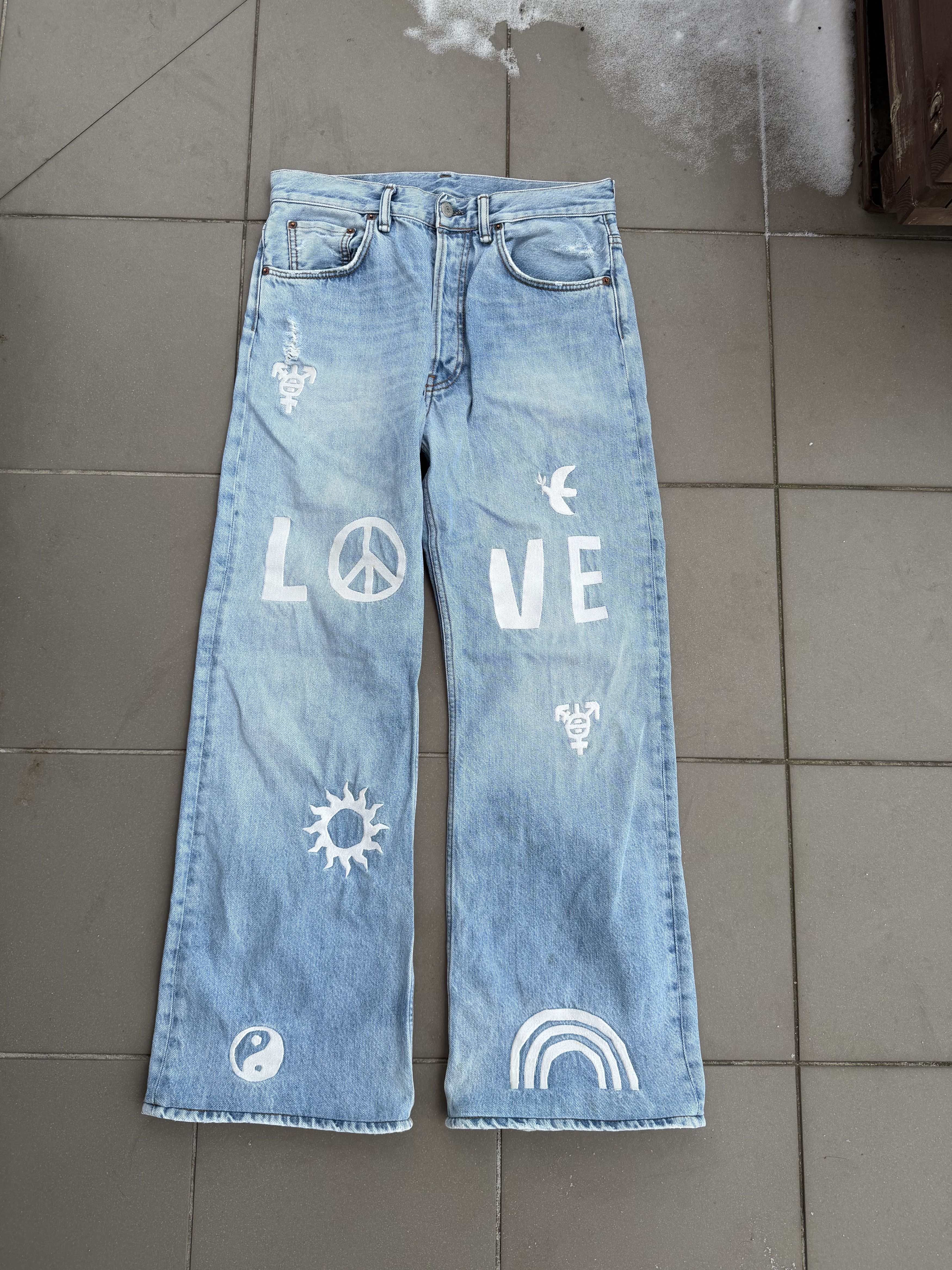 Acne Studios Acne Studios 2021M Light Blue Embroidery hippie denim jeans Size US 29 - 1 Thumbnail