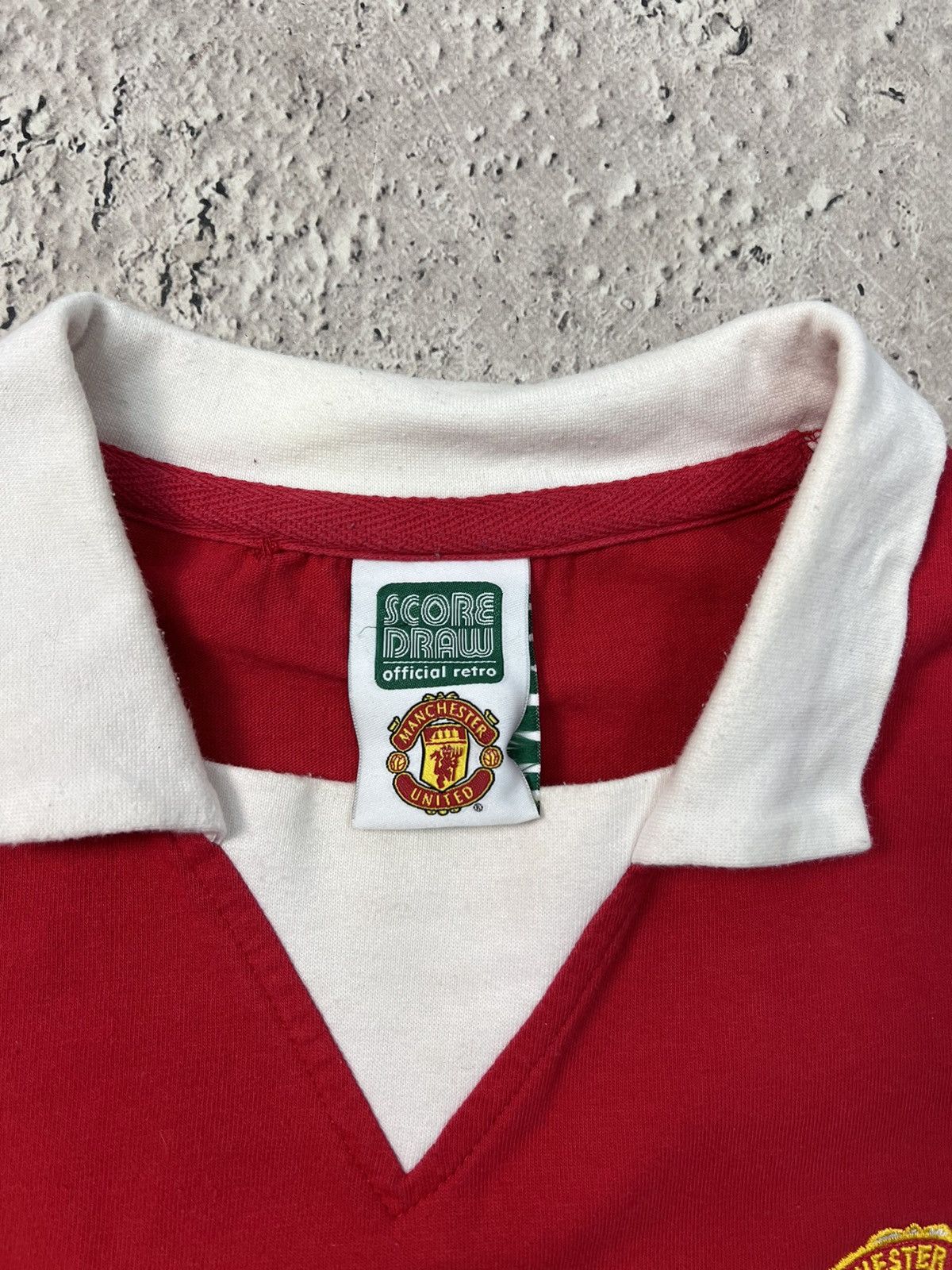 Vintage Manchester United score draw retro jersey 1977 Size US M / EU 48-50 / 2 - 5 Thumbnail