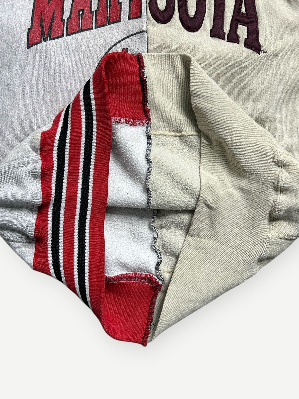 Champion × Vintage Vintage 90s Champion Reverse Weave Sweatshirt 1 of 1 Size US M / EU 48-50 / 2 - 3 Thumbnail