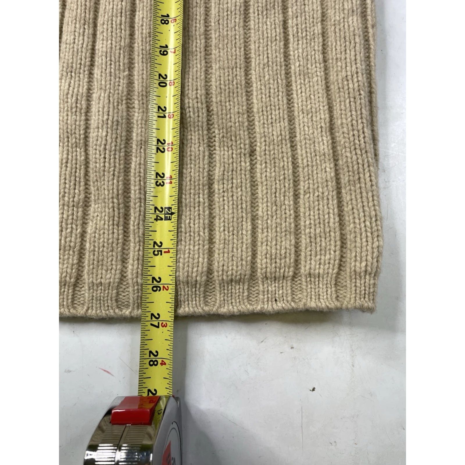 Vintage VINTAGE J Crew Sweater Men M V-Neck Lambswool Beige Ribbed Solid 100% Heavy Tan Beige Size US M / EU 48-50 / 2 - 6 Thumbnail