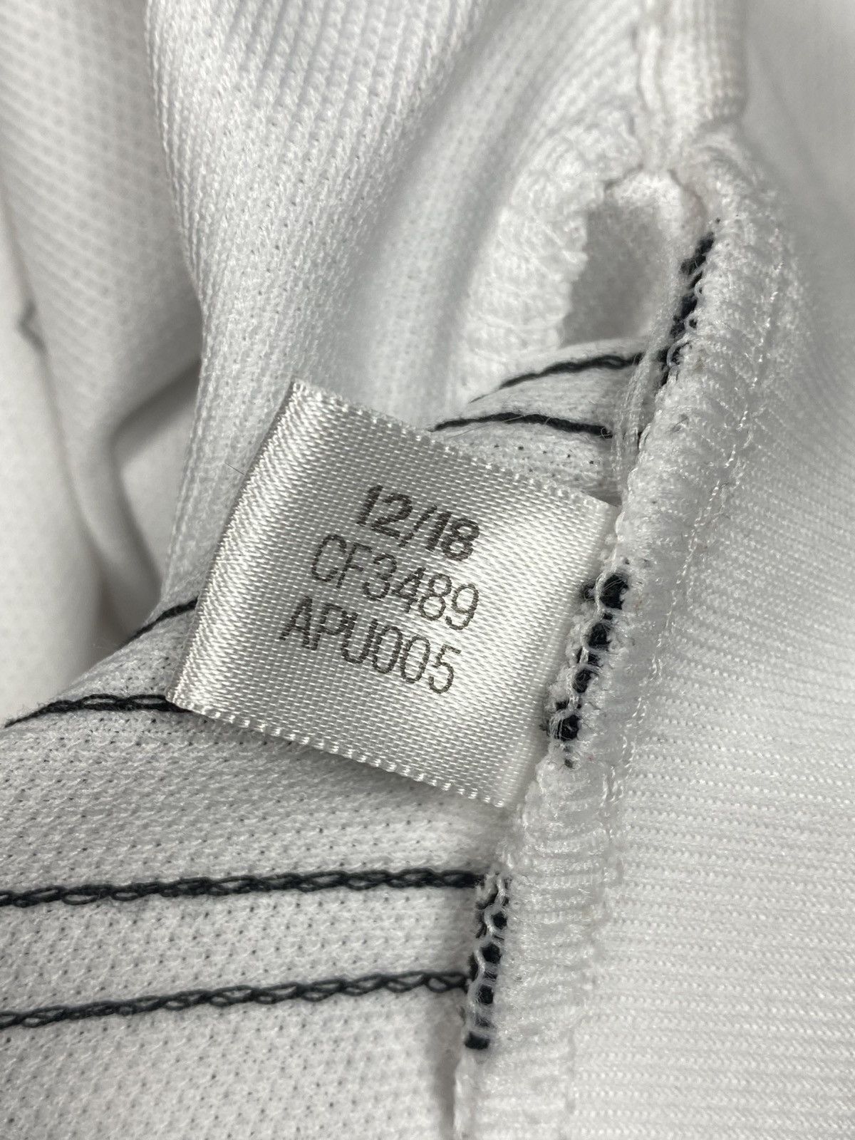 Adidas Adidas Juventus FC 2018/19 Home Football Jersey Size US S / EU 44-46 / 1 - 15 Thumbnail