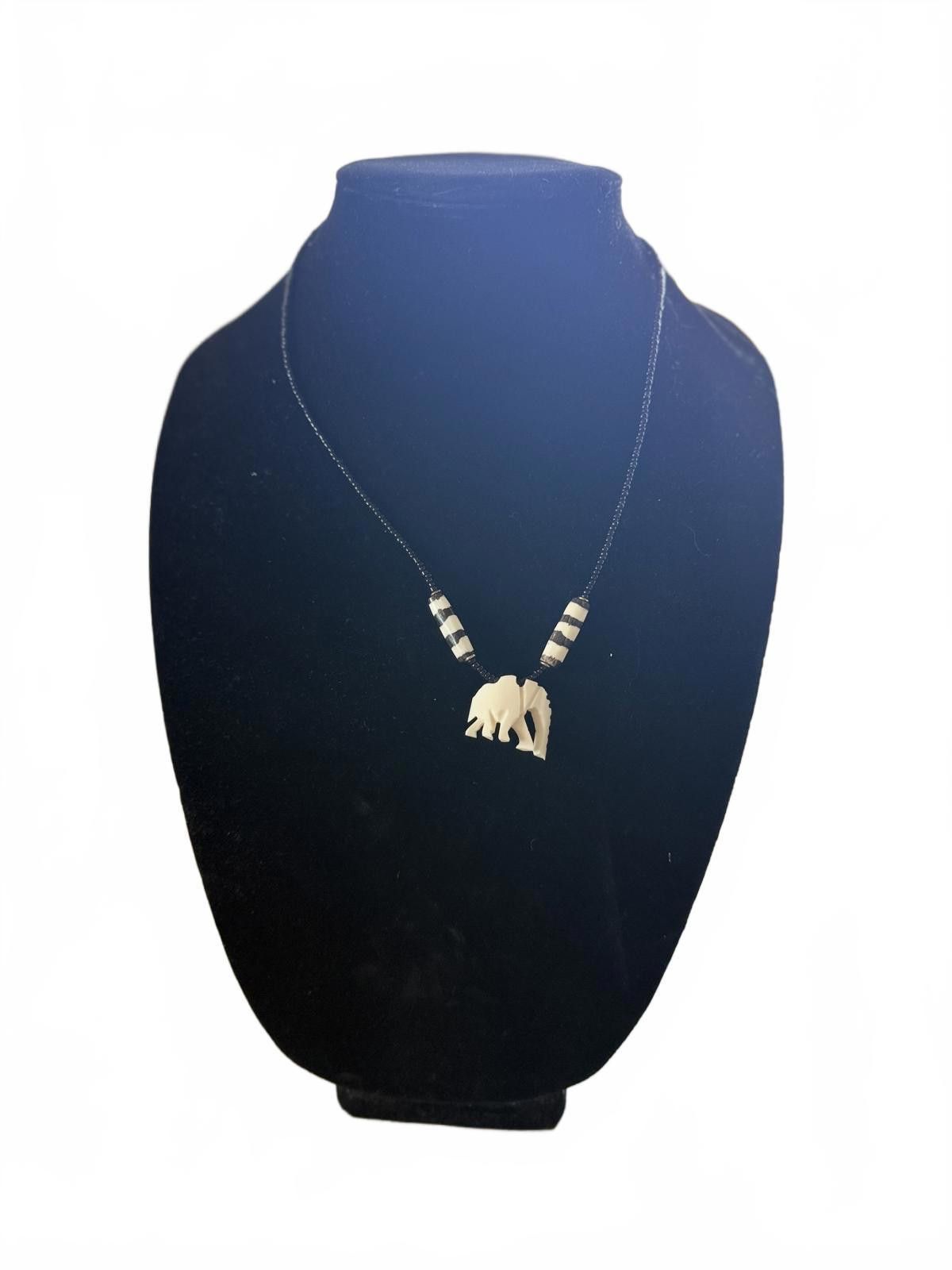 Other Hand-Carved Elephant Pendant Beaded Necklace Size ONE SIZE - 2 Thumbnail