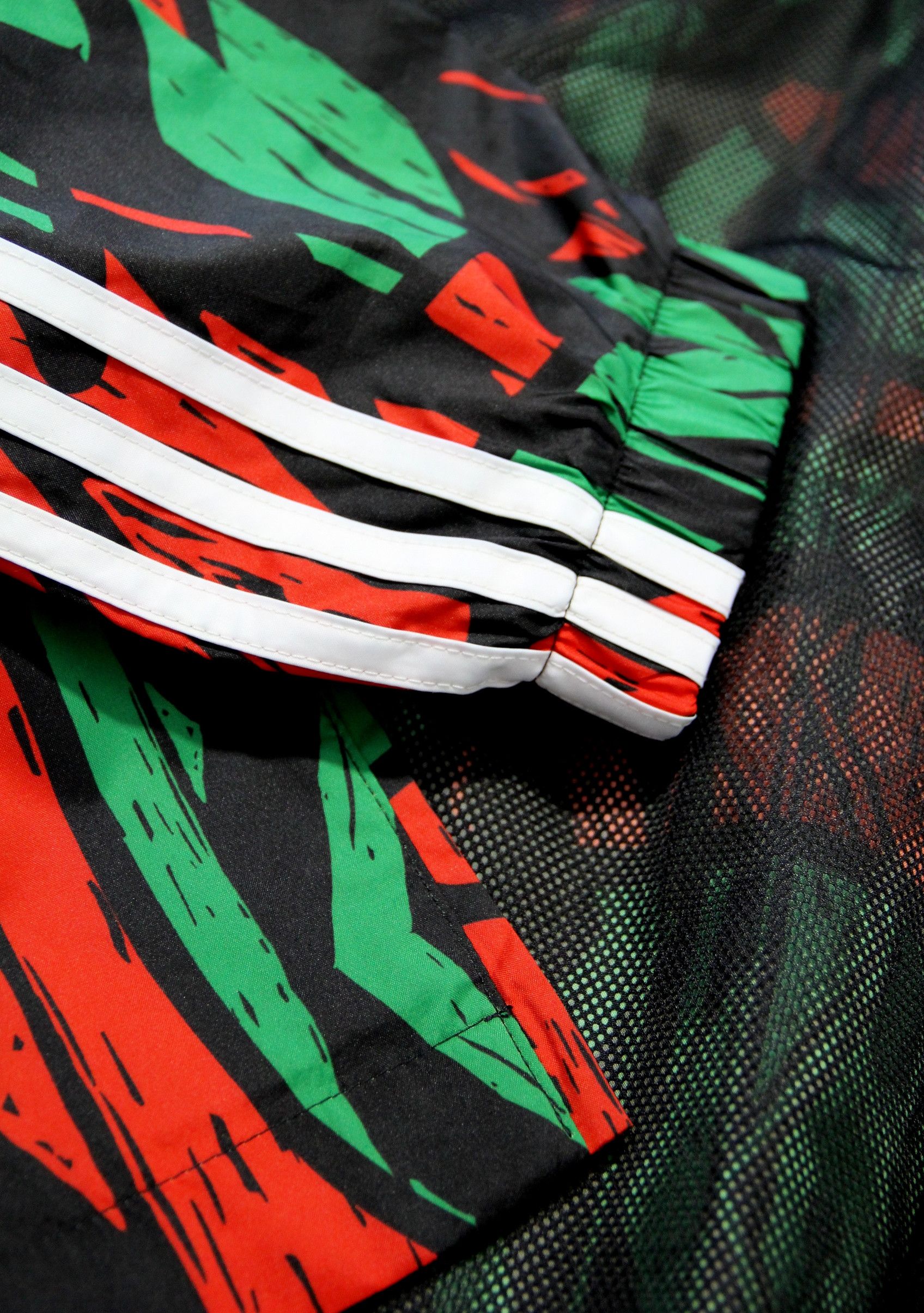 Adidas adidas x ARSENAL X LABRUM SEASONAL WINDBREAKER IT4081 Size US M / EU 48-50 / 2 - 11 Thumbnail