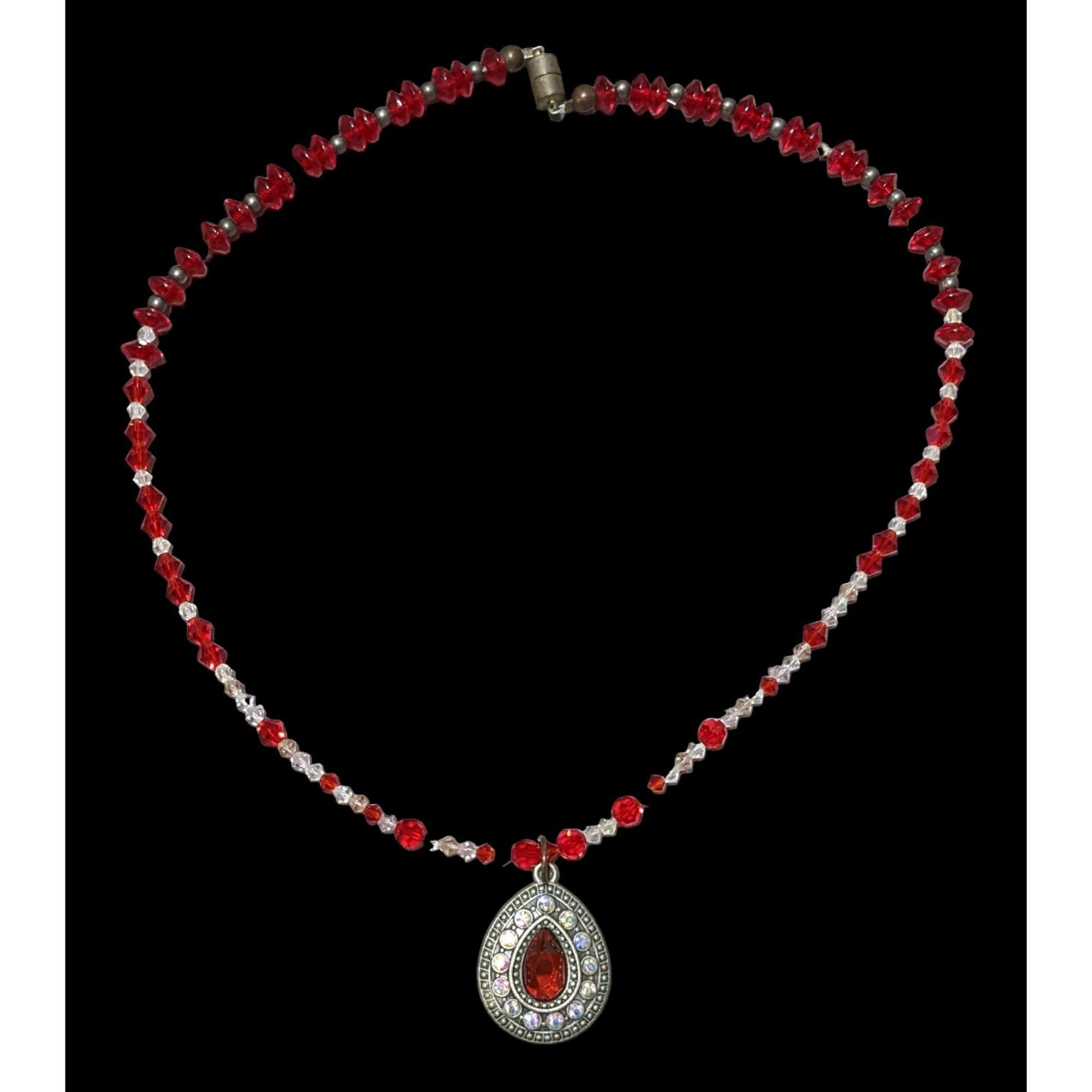 Other Vampire Glam Glass Beaded Teardrop Necklace Size ONE SIZE - 1 Thumbnail