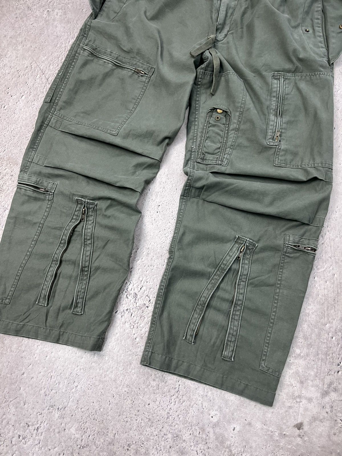 Carhartt × Vintage Vintage y2k Carhartt Baggy olive Cargo Pants Size US 34 / EU 50 - 2 Thumbnail