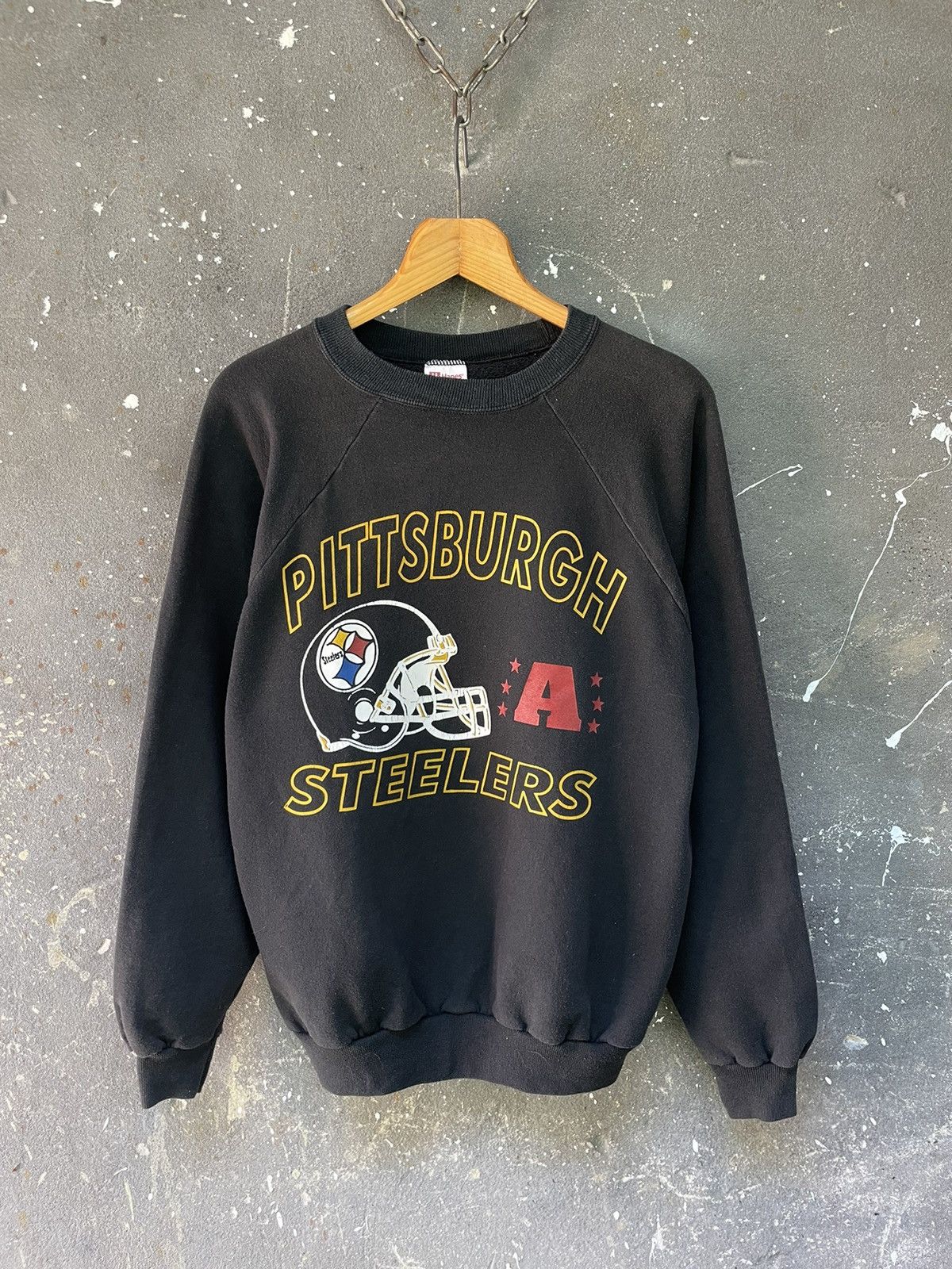 NFL Vintage 90’s Pittsburgh Streelers Crewneck Sweatshirt Hanes Size US XXL / EU 58 / 5 - 1 Thumbnail