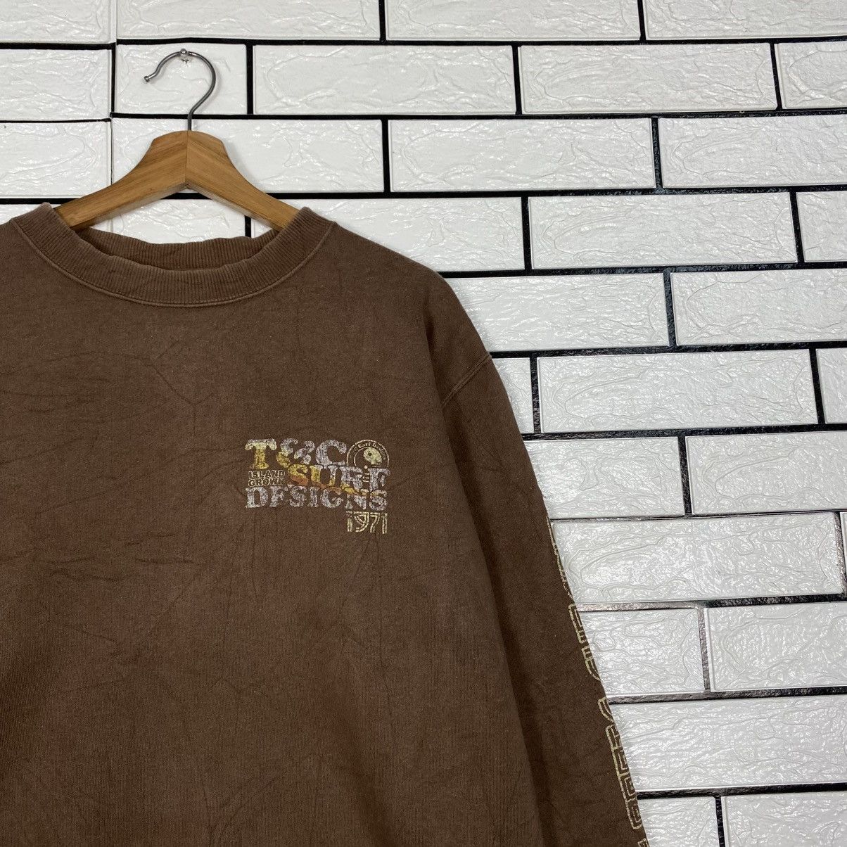 Japanese Brand Vintage Sweatshirt T&C Surf Hawaii Big Logo Size US L / EU 52-54 / 3 - 7 Thumbnail