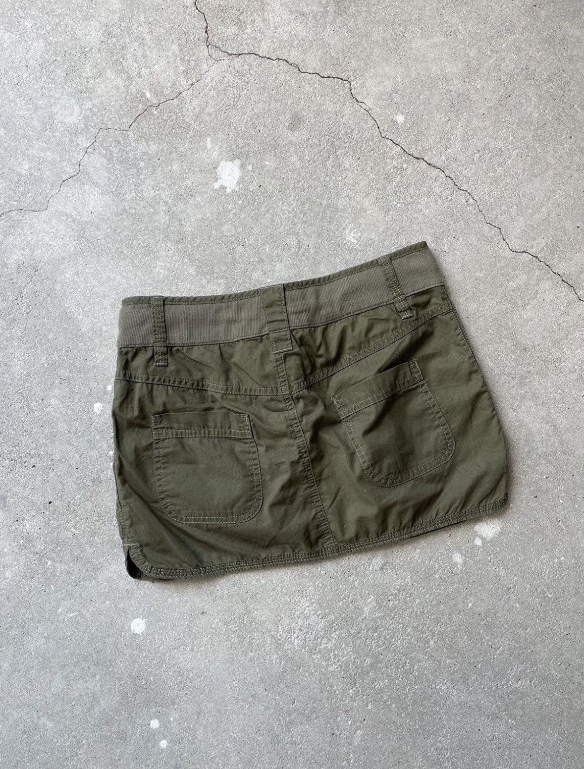 Nike Vintage Nike Camo Skirt Size 27" / US 4 / IT 40 - 4 Thumbnail