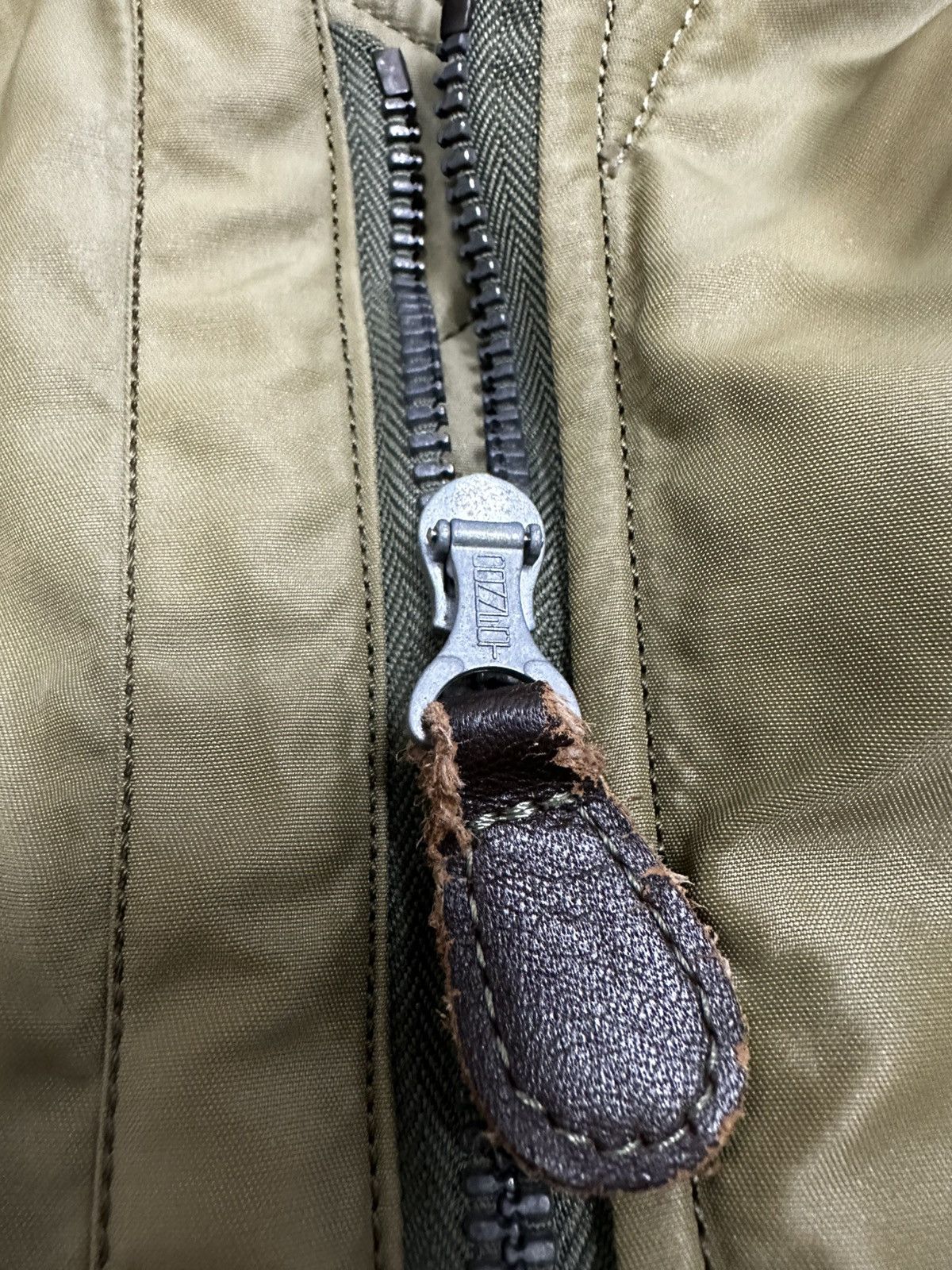 Buzz Rickson's × Toyo Enterprises Buzz Rickson Flying Jacket Type B-15B Riri Size US L / EU 52-54 / 3 - 7 Thumbnail
