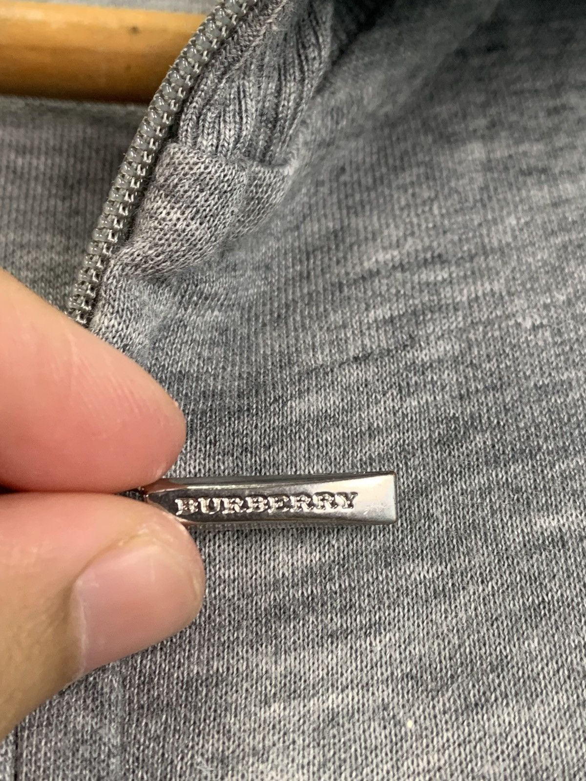 Burberry Burberry London Sweater Size US XS / EU 42 / 0 - 7 Thumbnail