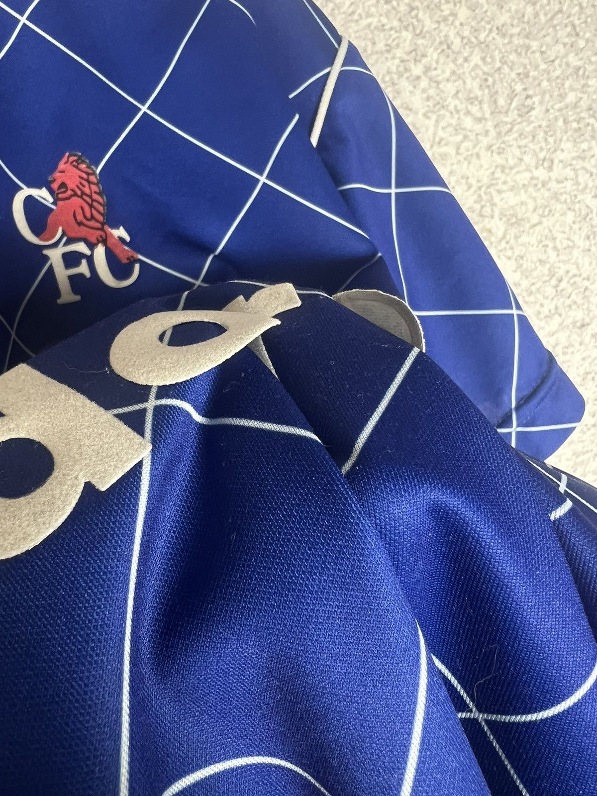 Chelsea Soccer Vintage 1988 FC Chelsea Home Soccer Jersey Shirt Score Draw Size US M / EU 48-50 / 2 - 7 Thumbnail