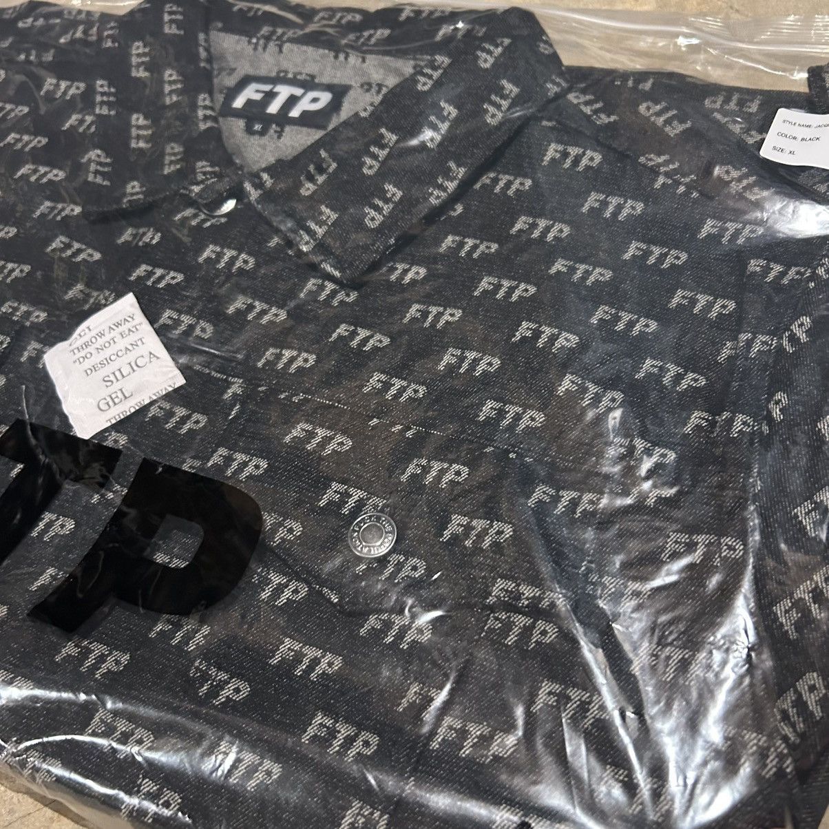 Fuck The Population Brand New FTP Jacquard Denim Logo Trucker Jacket Black Size US XL / EU 56 / 4 - 4 Thumbnail