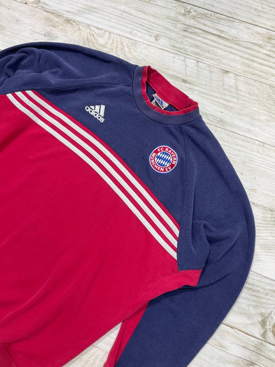 Adidas Vintage Adidas Bayern Munich 1996 Sweatshirt Soccer 90s Size US M / EU 48-50 / 2 - 2 Thumbnail