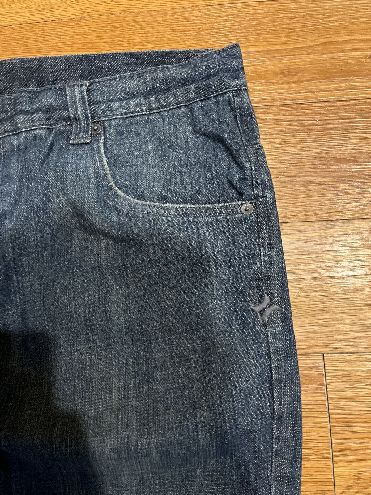 Hurley vintage y2k hurley embroidered jeans Size US 36 / EU 52 - 4 Thumbnail