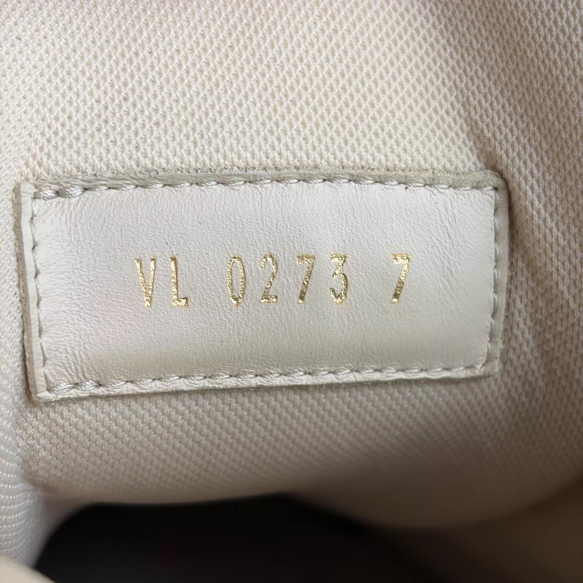 Louis Vuitton LV Trainer Off-White 41 Size US 8 / EU 41 - 7 Thumbnail