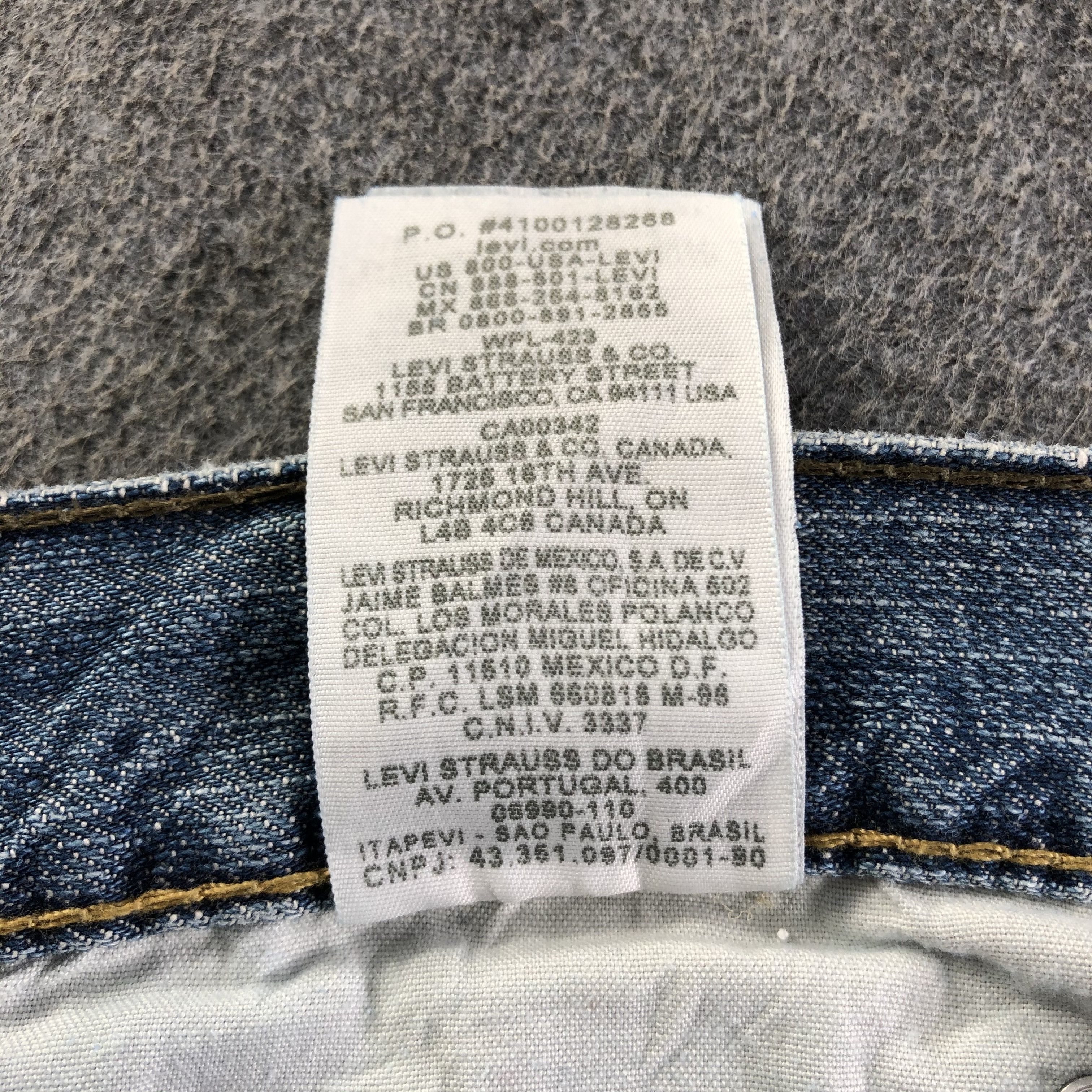 Levi's Vintage Blue Wash Levis 514 Jeans-J3425 Size US 37 - 12 Thumbnail