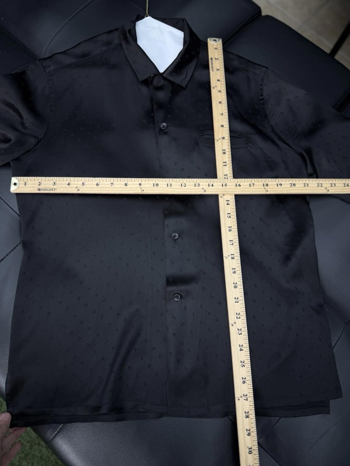 Saint Laurent Paris Saint Laurent Paris Collared Button Silk T-Shirt Size (40) Size US M / EU 48-50 / 2 - 10 Thumbnail