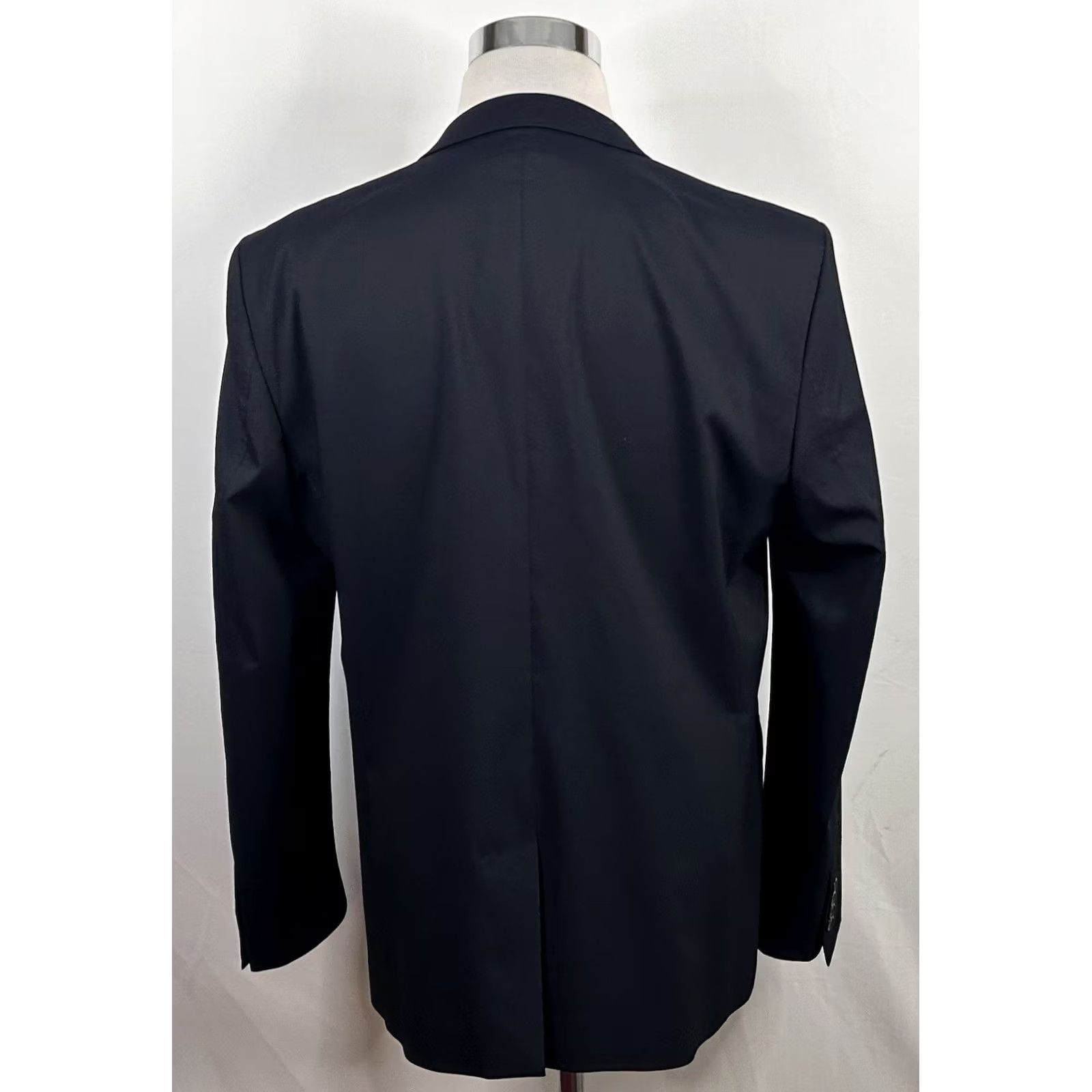 Zara NWT Zara Man Basic 46R Sport Coat Dark Navy Blue Two Button Vented Poly Blend Sport Coat Mens 2 Button Notch Lapel Regular Fit Navy Blue Size US XS / EU 42 / 0 - 7 Thumbnail