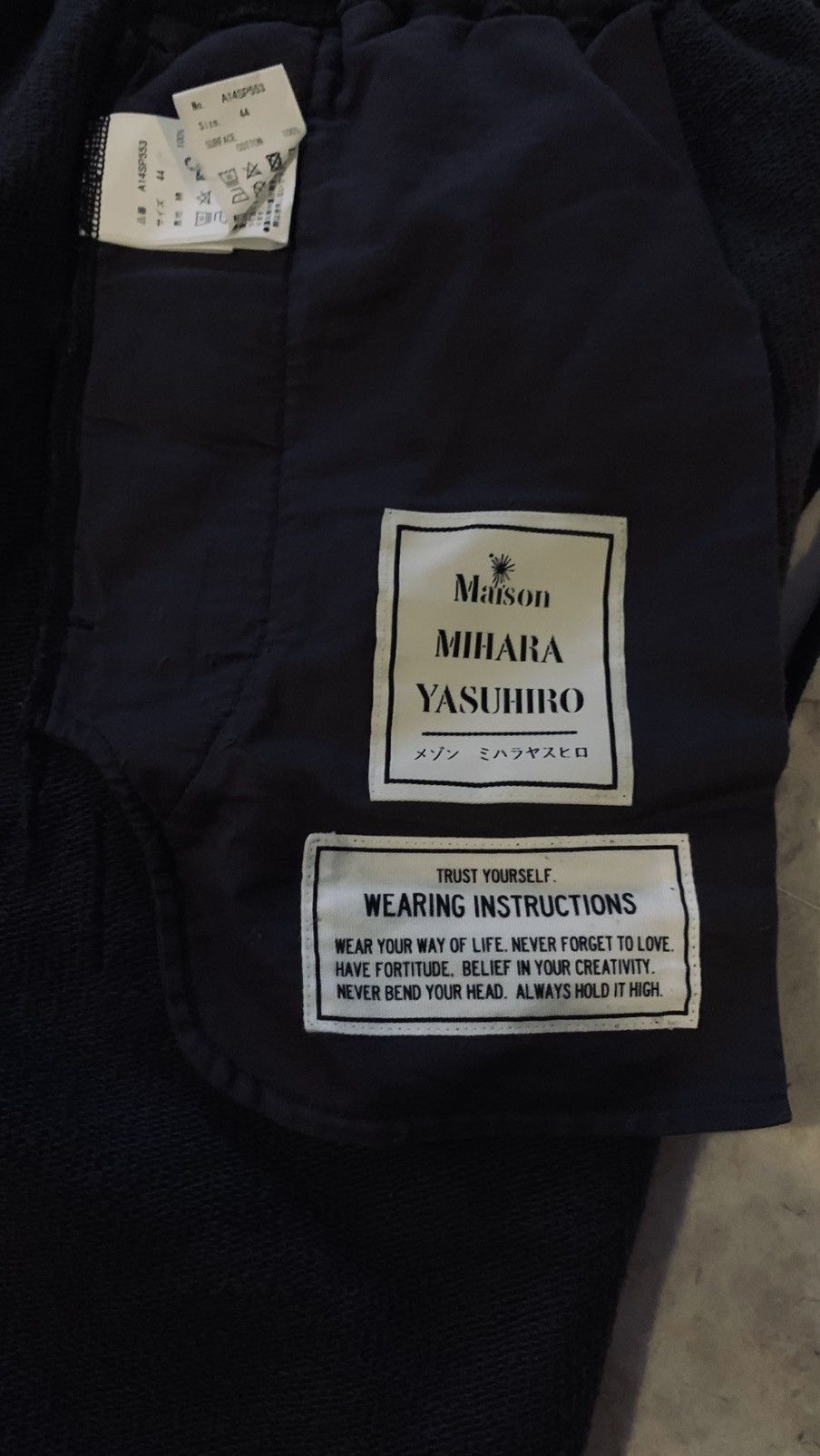 Maison MIHARA YASUHIRO Maison Miharayasuhiro sticker shorts Size US 36 / EU 52 - 14 Thumbnail