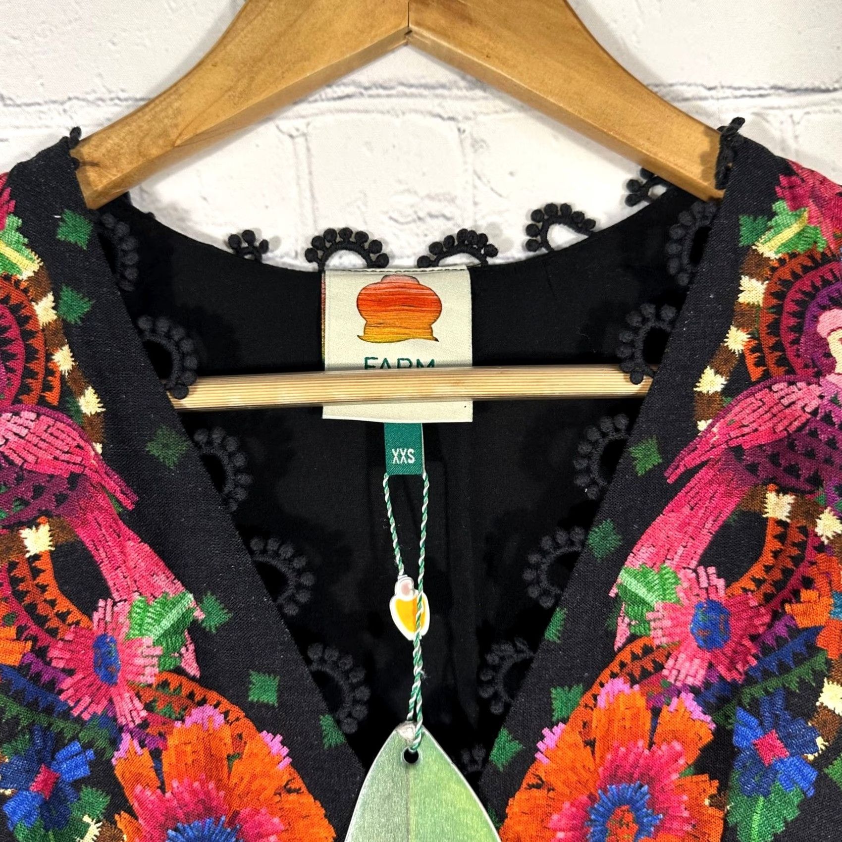 Farm Rio Farm Rio Dress Blooming Garden Black Floral Midi NWT V-Neck Puff Sleeve Button-Down A-Line Linen Viscose multicolor 2XS Womens Size XXS / US 00 / IT 34 - 6 Thumbnail