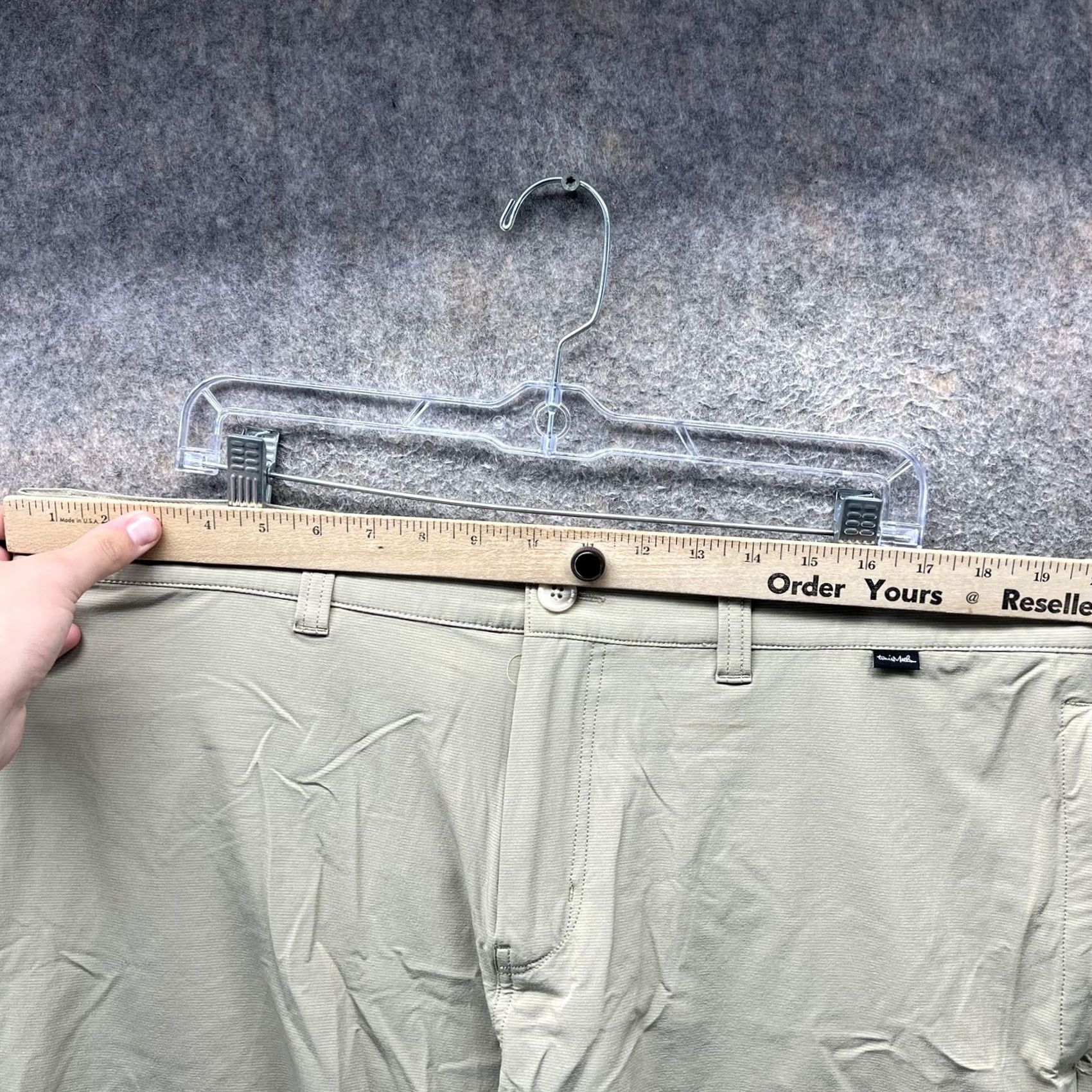 TravisMathew Travis Mathew Shorts Mens 38 Beige Stretch Chino Golf Casual Summer 1MQ0177 Size US 38 / EU 54 - 6 Thumbnail