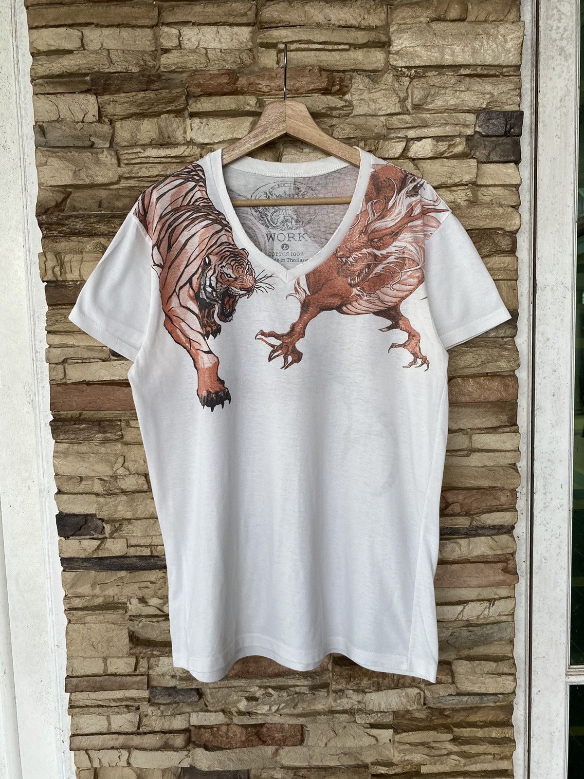 Japanese Brand Sukajan Dragon Vs Tiger V Neck Tees Size US L / EU 52-54 / 3 - 1 Thumbnail