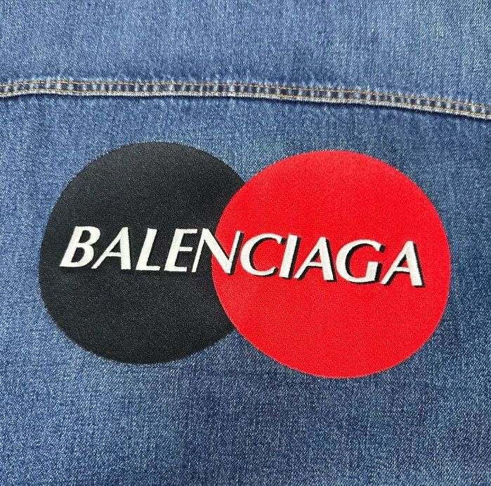 Balenciaga Balenciaga Mastercard washed denim jacket2410-Nextarrow Size US S / EU 44-46 / 1 - 3 Thumbnail