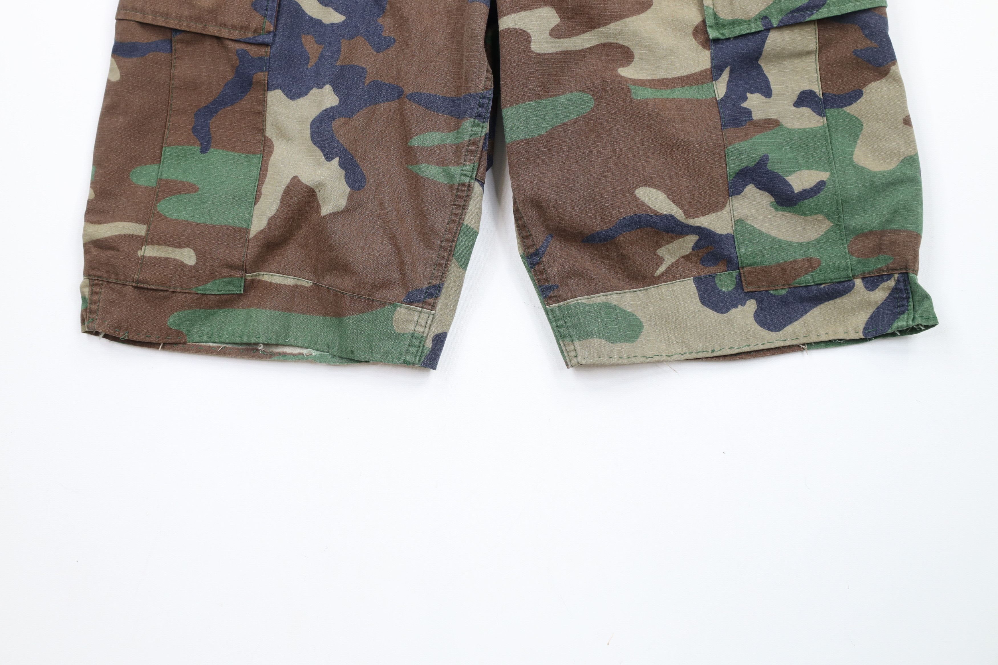 Vintage Vintage 90s Streetwear Camouflage Ripstop Cargo Shorts Size US 30 / EU 46 - 4 Thumbnail