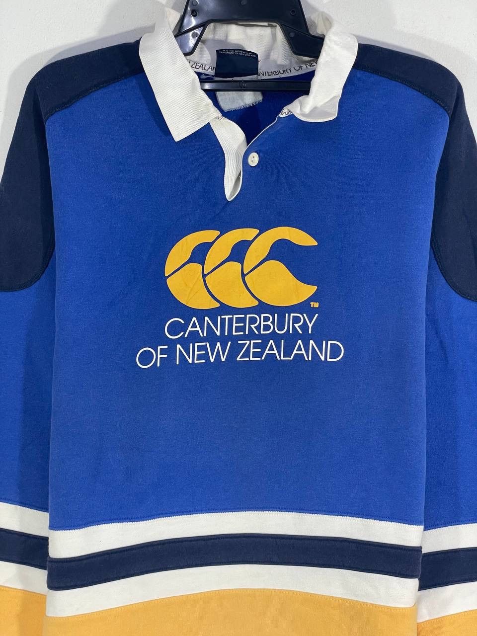 Canterbury of New Zealand Vintage canterbury rugby shirt size L Size US L / EU 52-54 / 3 - 3 Thumbnail