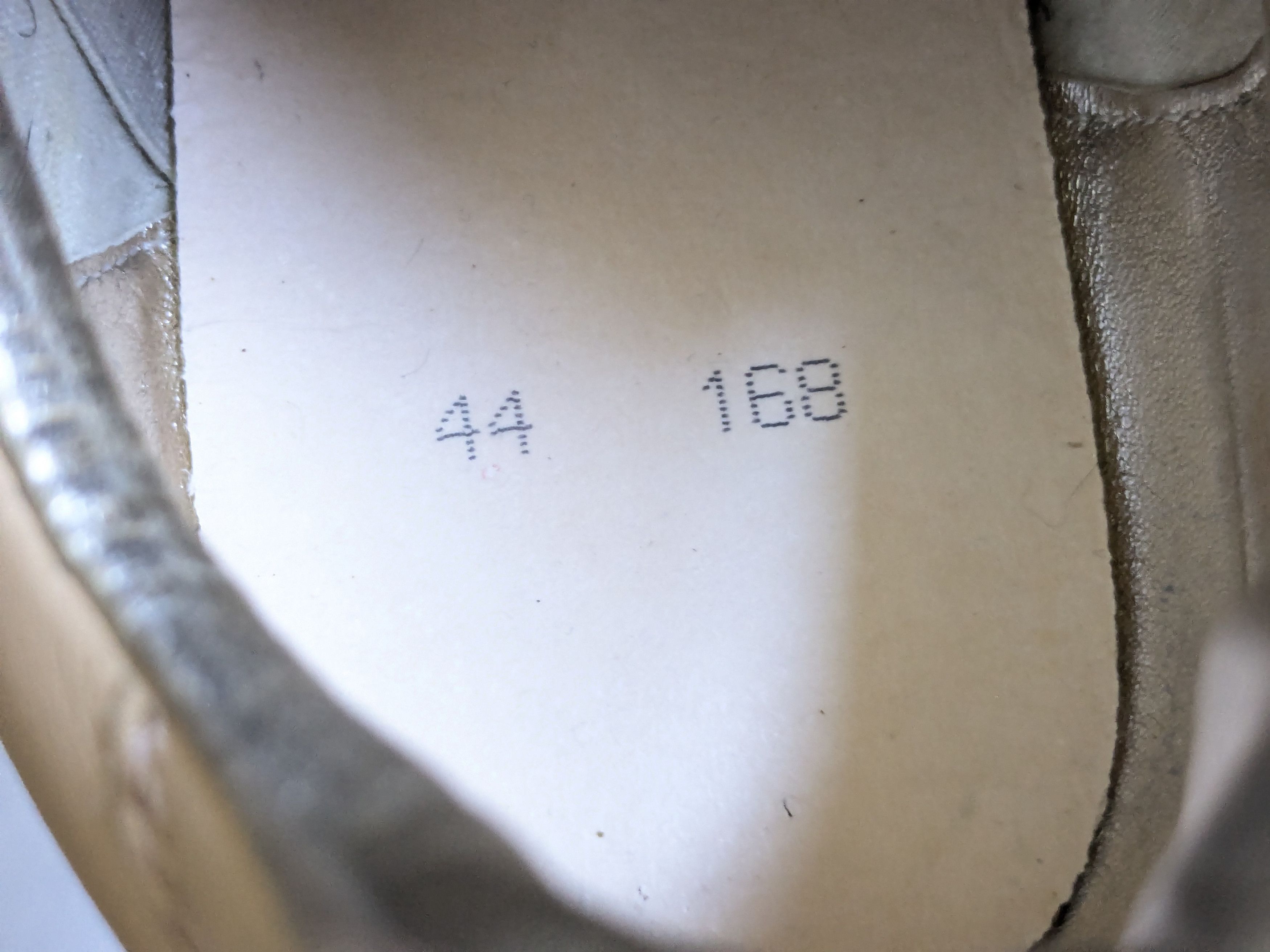 Maison Margiela Maison Margiela Replica GAT Silver 11 44 Low Tops Leather Size US 11 / EU 44 - 8 Thumbnail