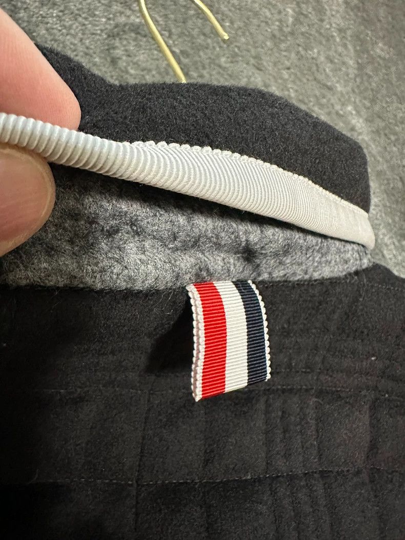 Thom Browne Thom Browne Blue and white feathered jacket with pockmarke Size L / US 10 / IT 46 - 4 Thumbnail