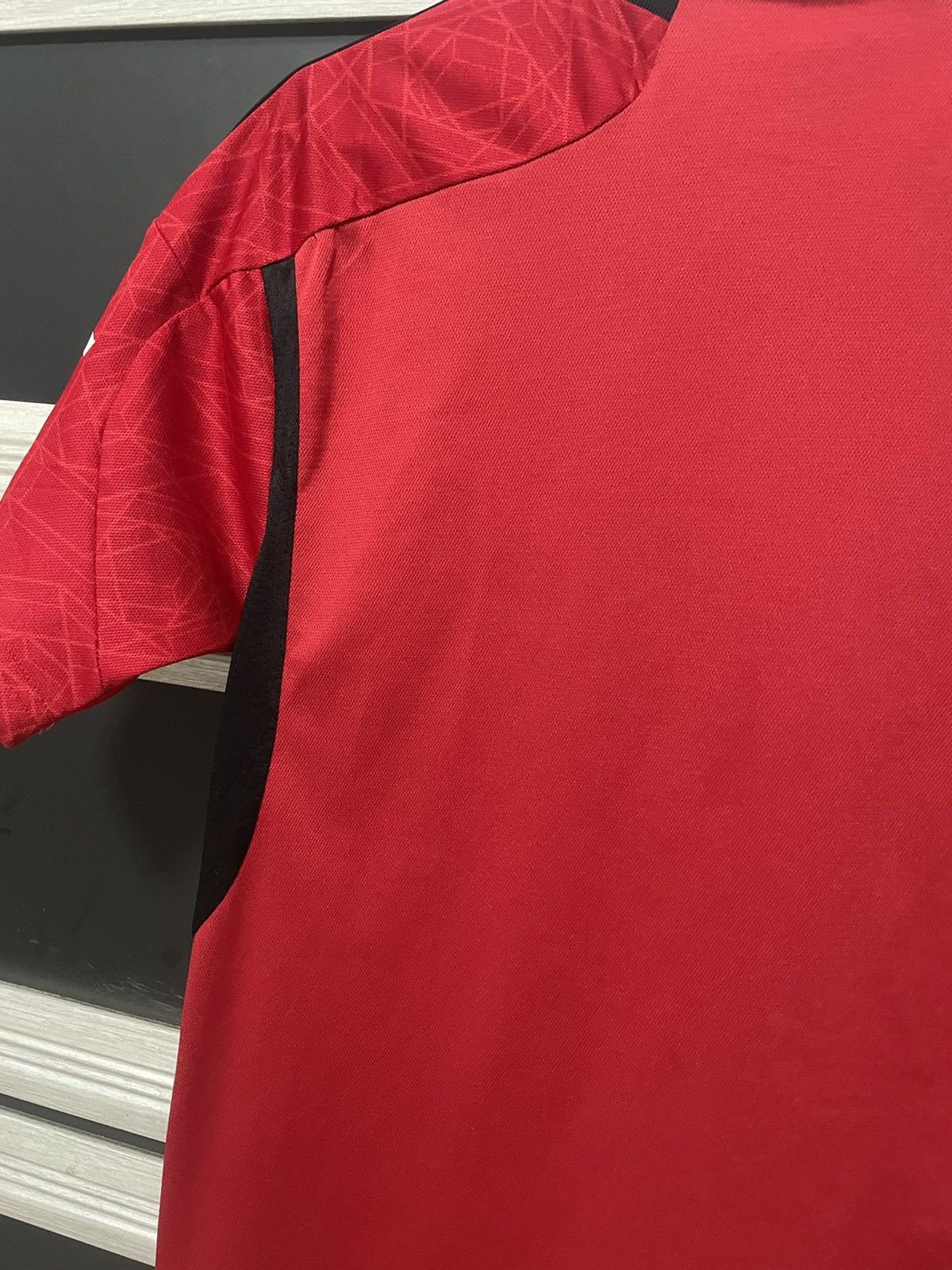 Adidas Adidas Manchester United 2023/2024 Football Soccer Jersey Size US M / EU 48-50 / 2 - 11 Thumbnail