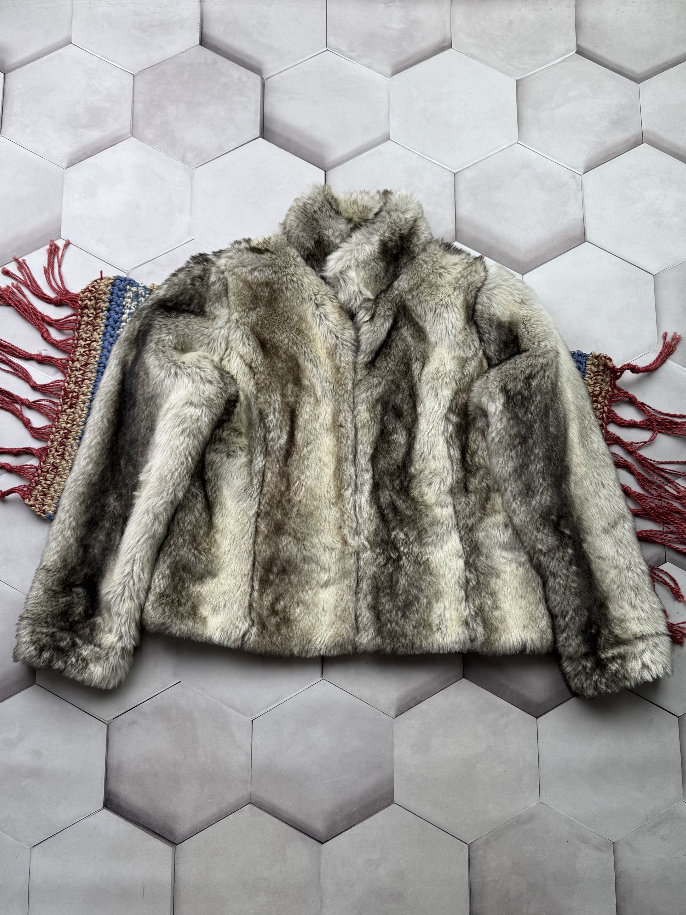 Vintage Vintage Faux Fur Jacket (E4) Size L / US 10 / IT 46 - 1 Thumbnail