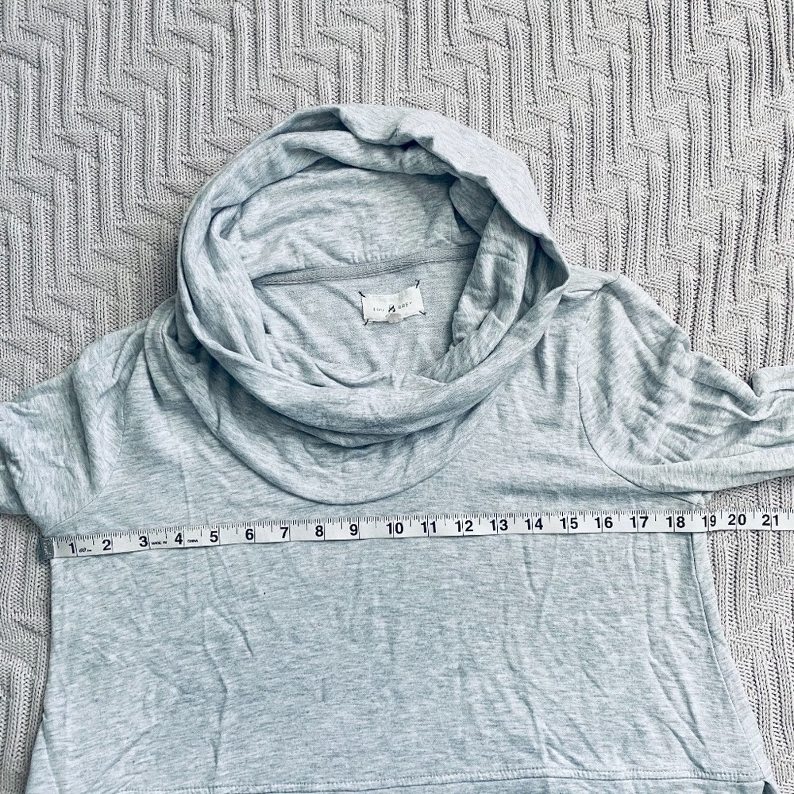 Lou & Grey Lou & Grey gray cowl neck light sweater Size S / US 4 / IT 40 - 5 Thumbnail