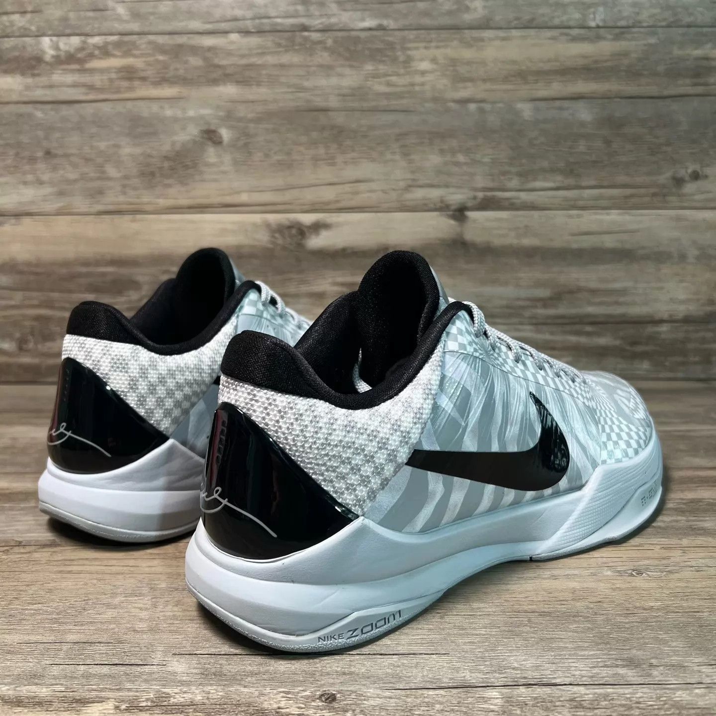 Nike Nike Zoom Kobe 5 Zebra White/Black 44 1/1 OG Box Size US 11 / EU 44 - 3 Thumbnail