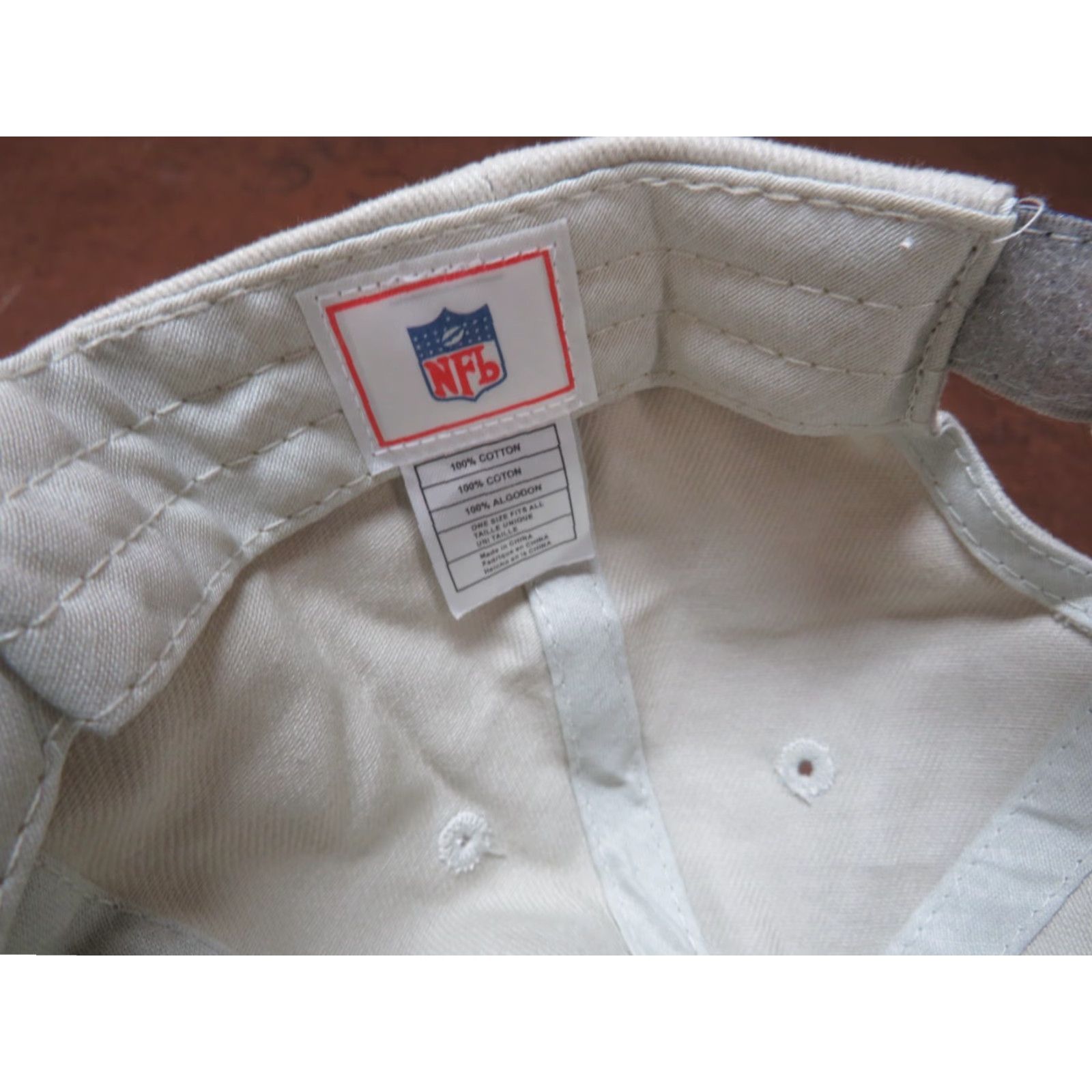 NFL VINTAGE New England Patriots Logo Embroidered NFL Baseball Cap Men One Size Beige Adjustable Unworn Size ONE SIZE - 6 Thumbnail