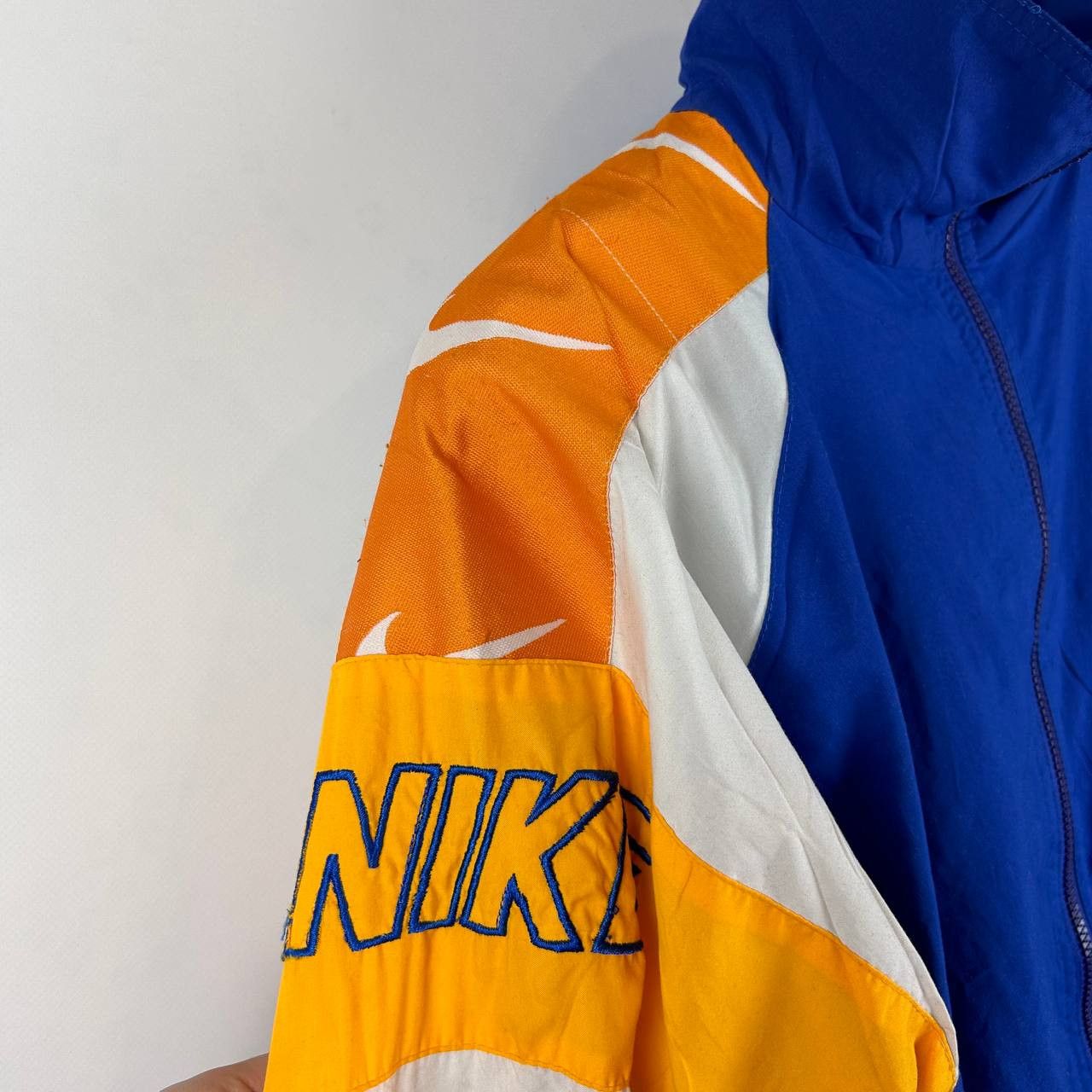 Nike Vintage Nike nylon light jacket 90s blue Size US M / EU 48-50 / 2 - 5 Thumbnail