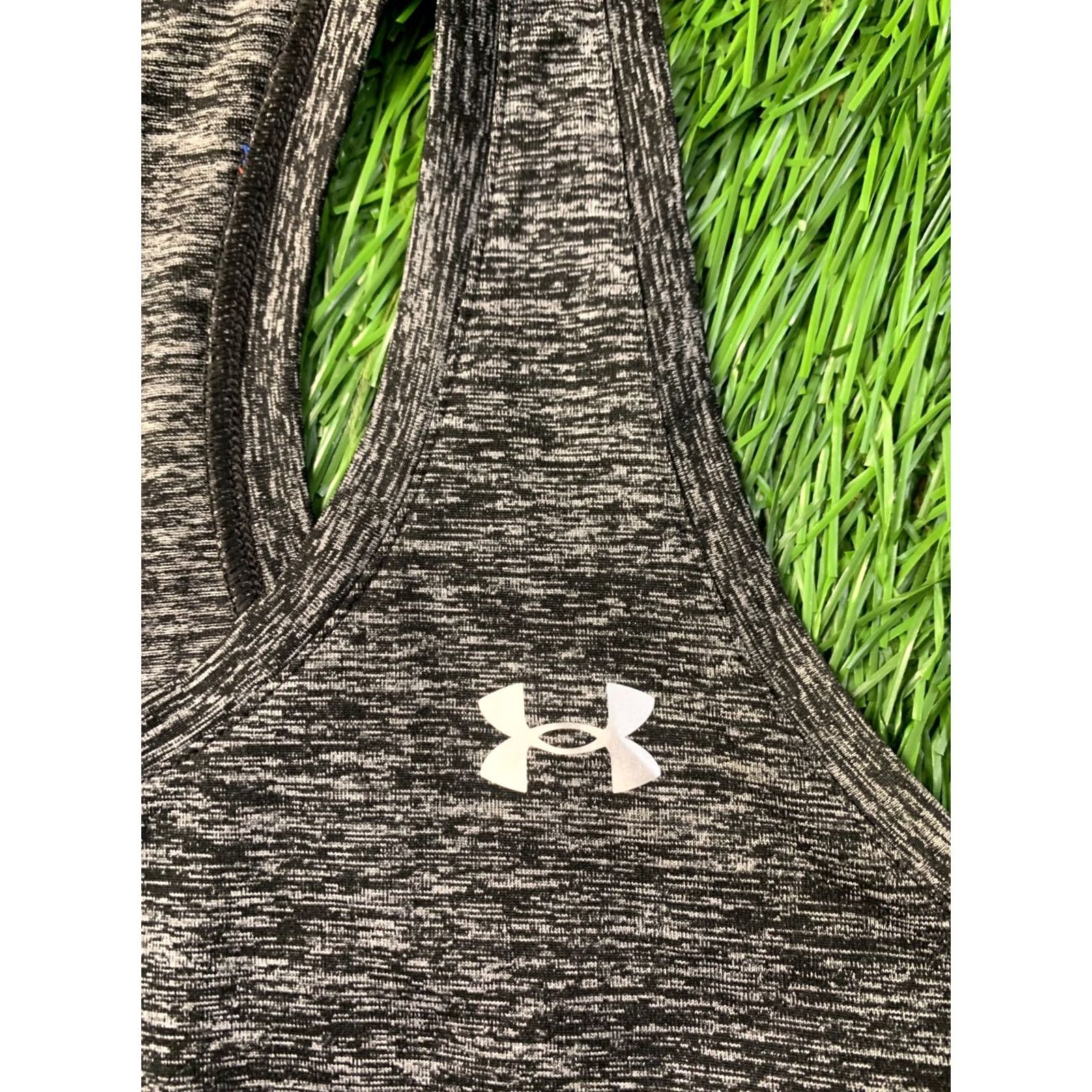 Under Armour UNDER ARMOUR HEATGEAR Vest Shirt 2023 Women M Gray and Black Sleeveless Tank Jersey Basic Style Size M / US 6-8 / IT 42-44 - 4 Thumbnail