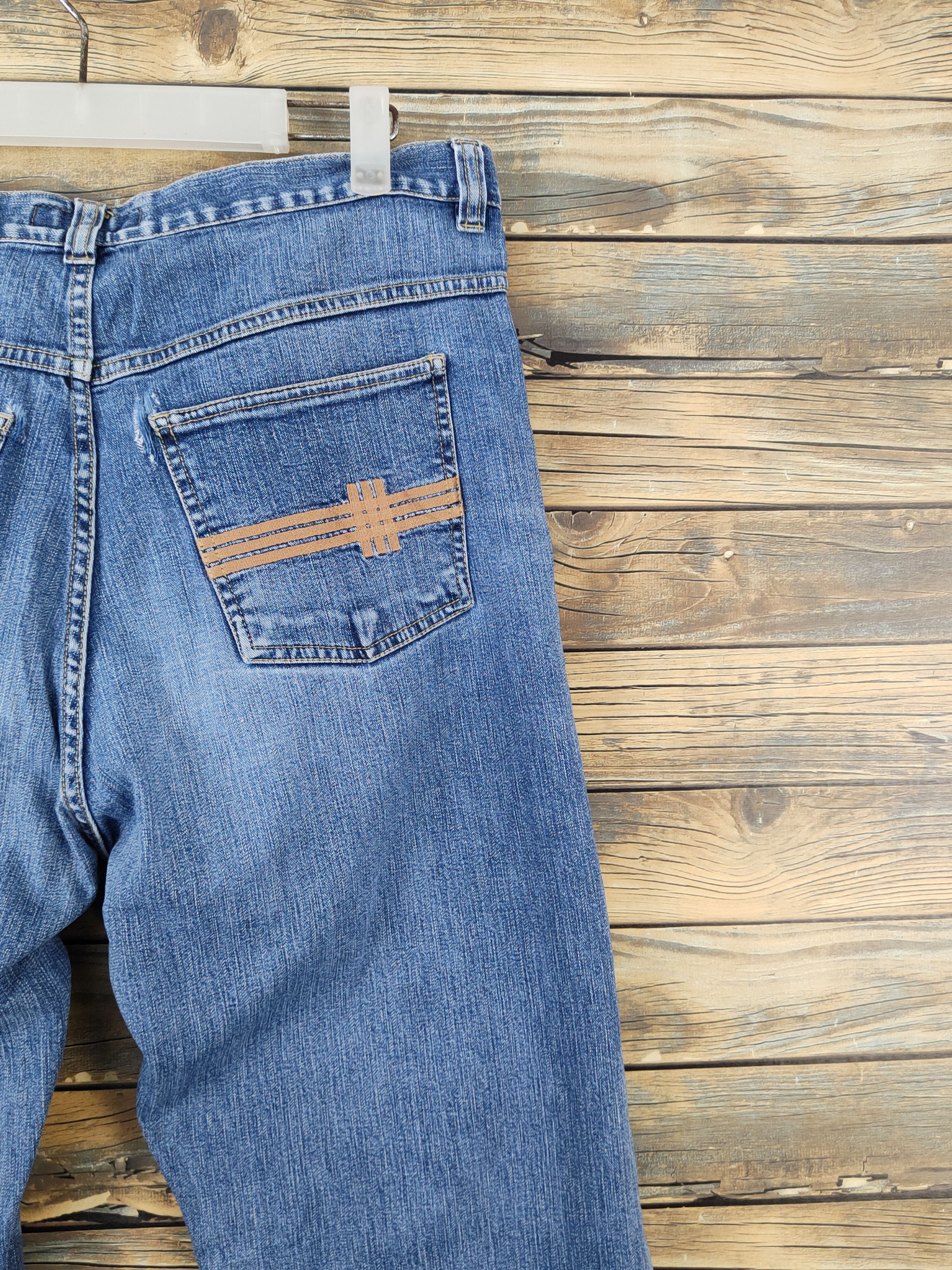 Burberry Burberry Blue Distressed Ripped denim Jeans #W1597 Size US 33 - 10 Thumbnail