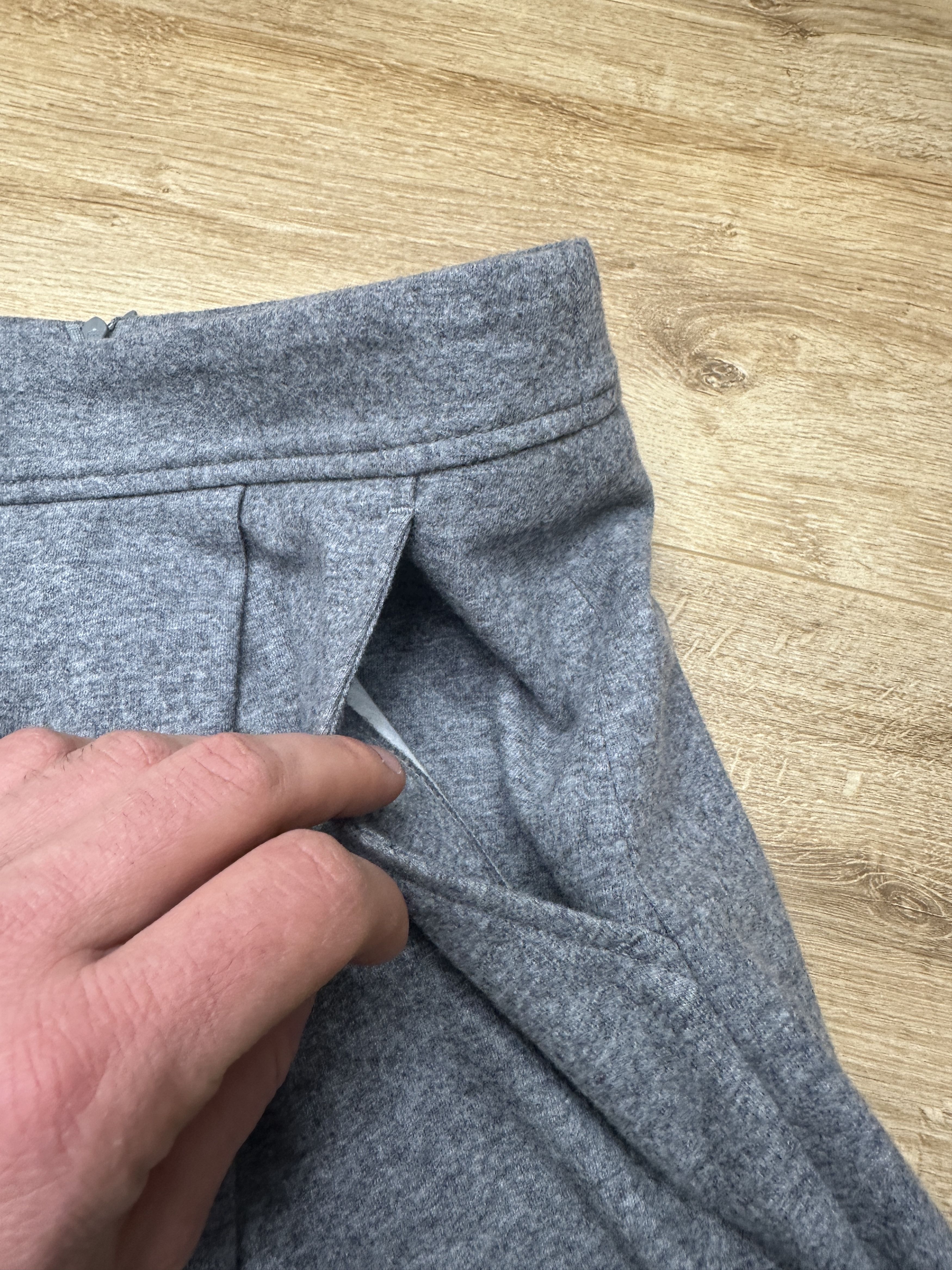 Brunello Cucinelli Gunex for Brunello Cucinelli Skirt Silk Size I44 D38 F40 Us8 Size 30" / US 8 / IT 44 - 7 Thumbnail