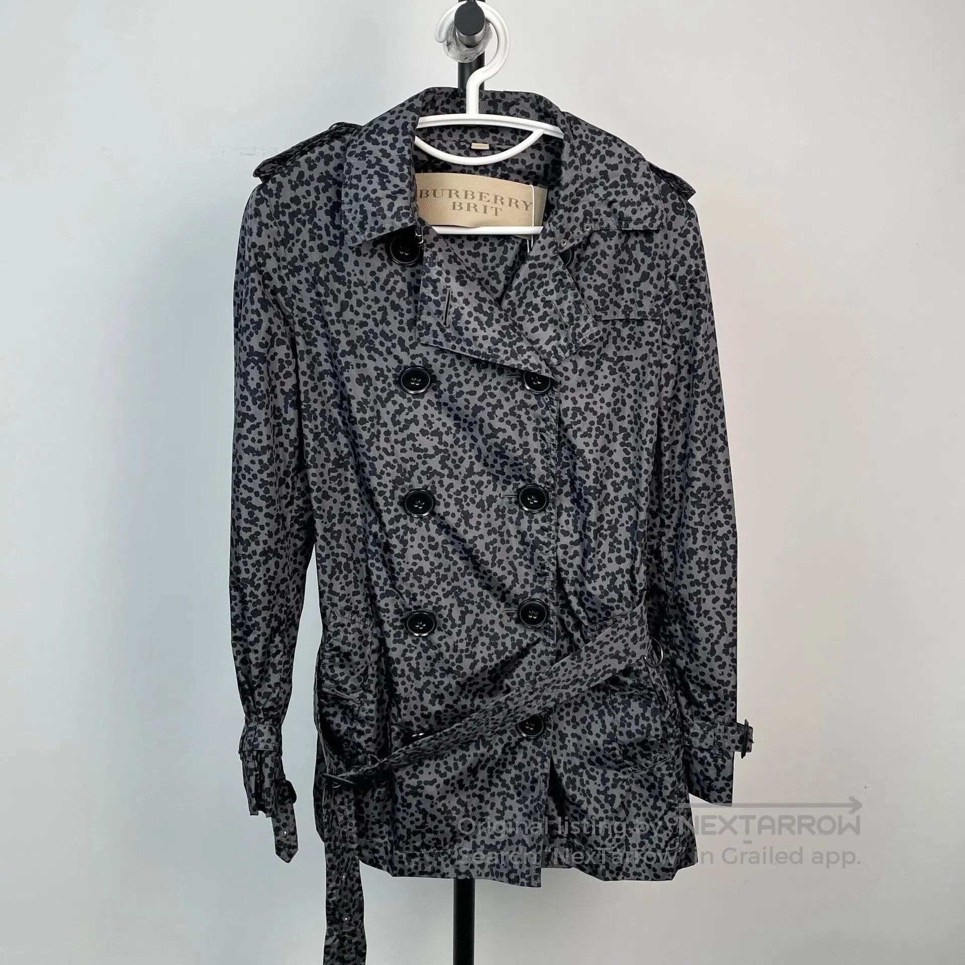 Burberry Burberry Small Leopard Print Double Breasted Lady Trench C Size S / US 4 / IT 40 - 1 Thumbnail