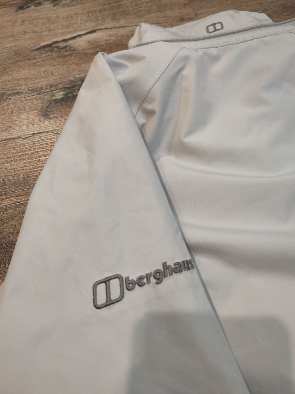 Berghaus Berghaus GORE-TEX Women's Waterproof Jacket-Coat Size 10 Size L / US 10 / IT 46 - 4 Thumbnail