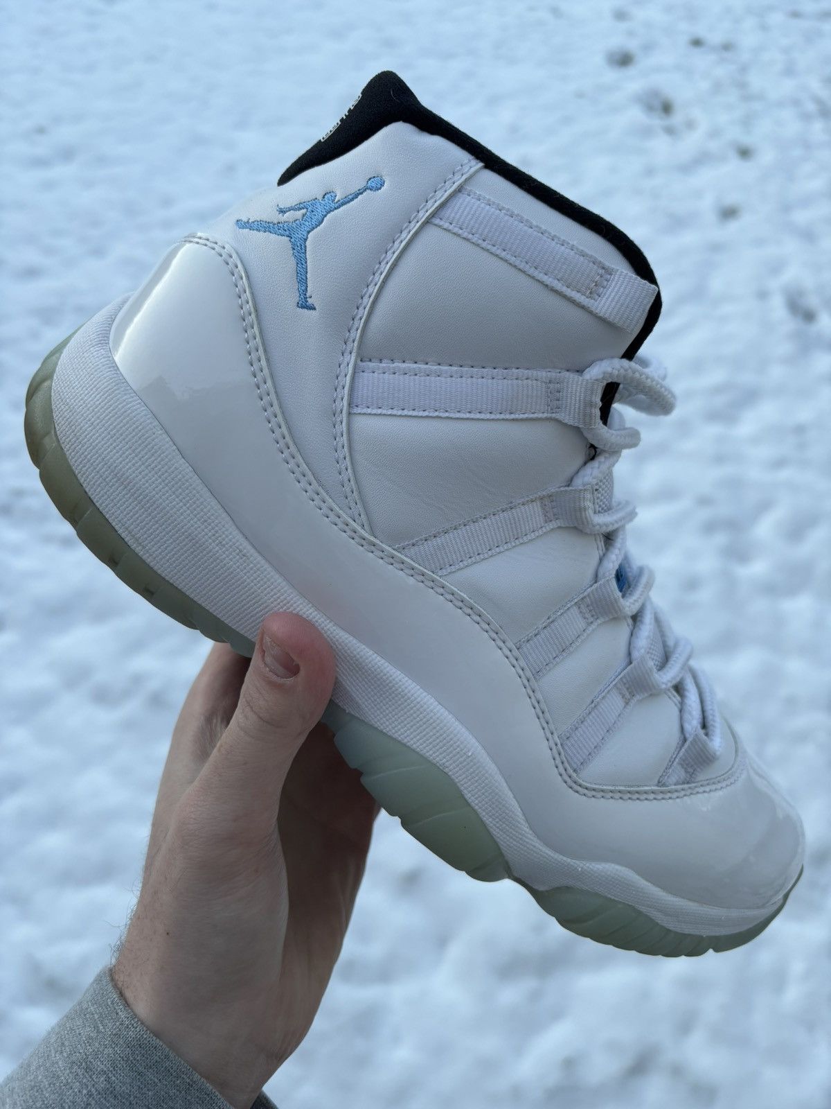 Jordan Brand Jordan 11 Retro Legend Blue 2014 Size 9 Size US 9 / EU 42 - 1 Thumbnail