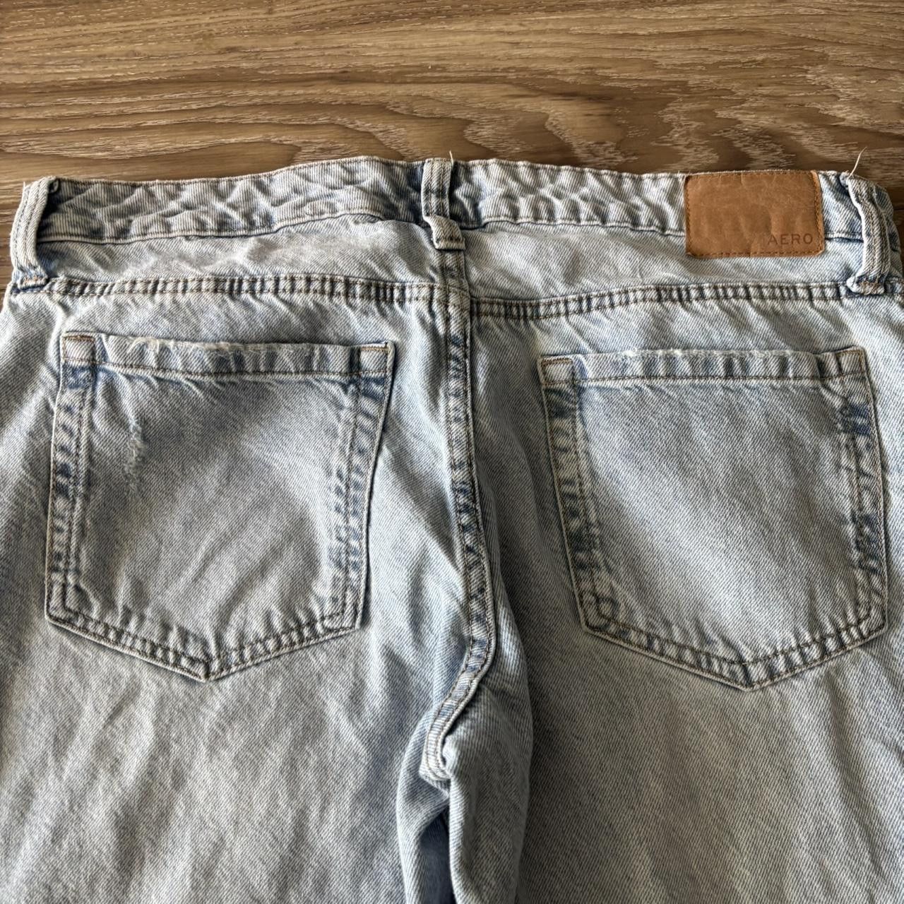 Aeropostale Crazy Vintage Y2K/2000s Aeropostale Light Wash Low Rise Baggy Denim Jeans! 33x31 Size US 33 - 7 Thumbnail
